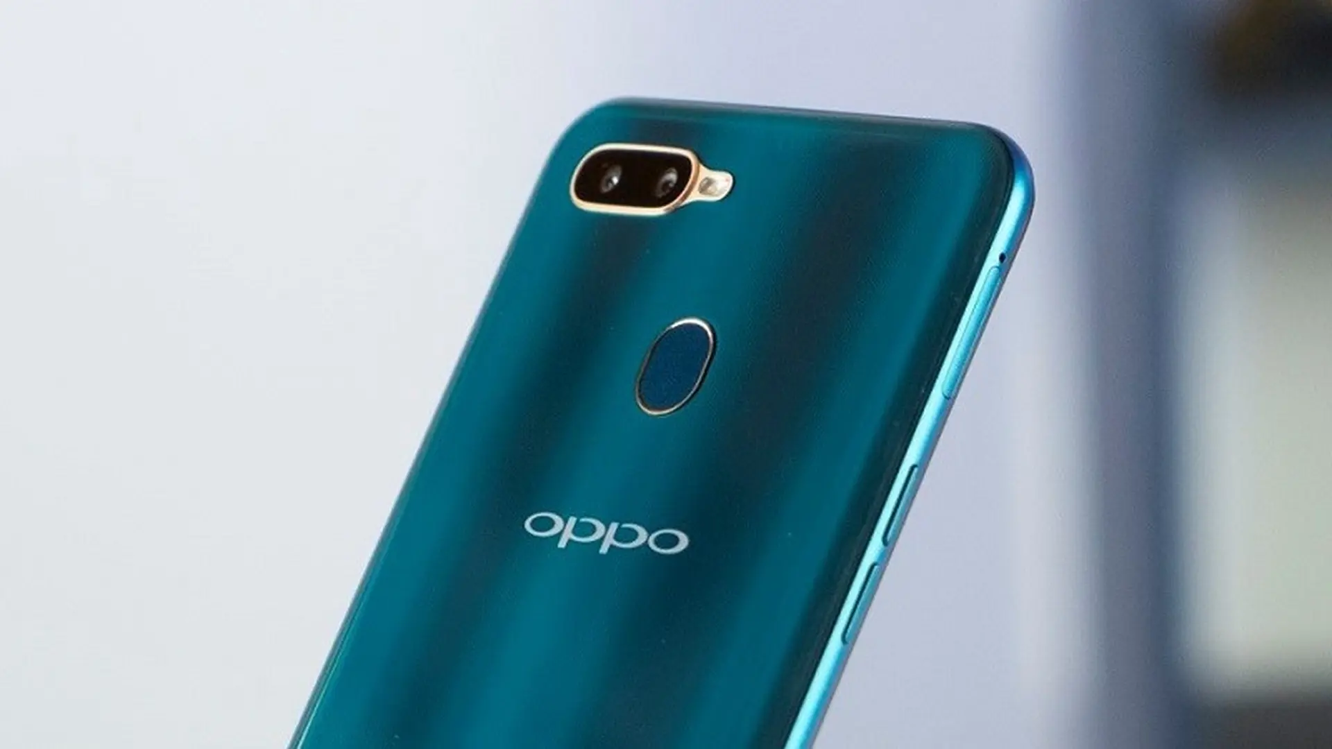 OPPO A7: Cân bằng 3 yếu tố thiết kế - camera - cấu hình trong tầm giá 5 triệu