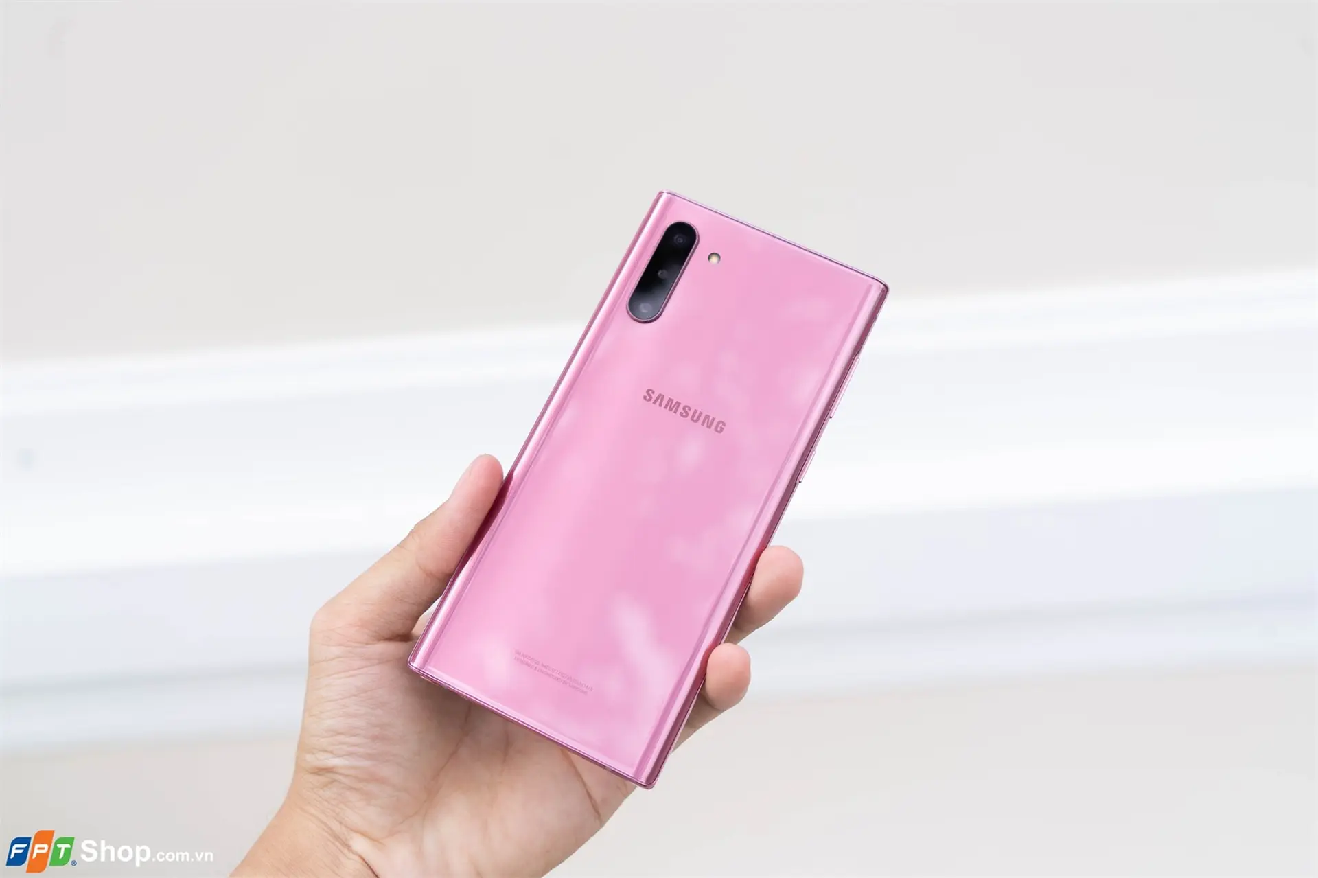 https://fptshop.com.vn/