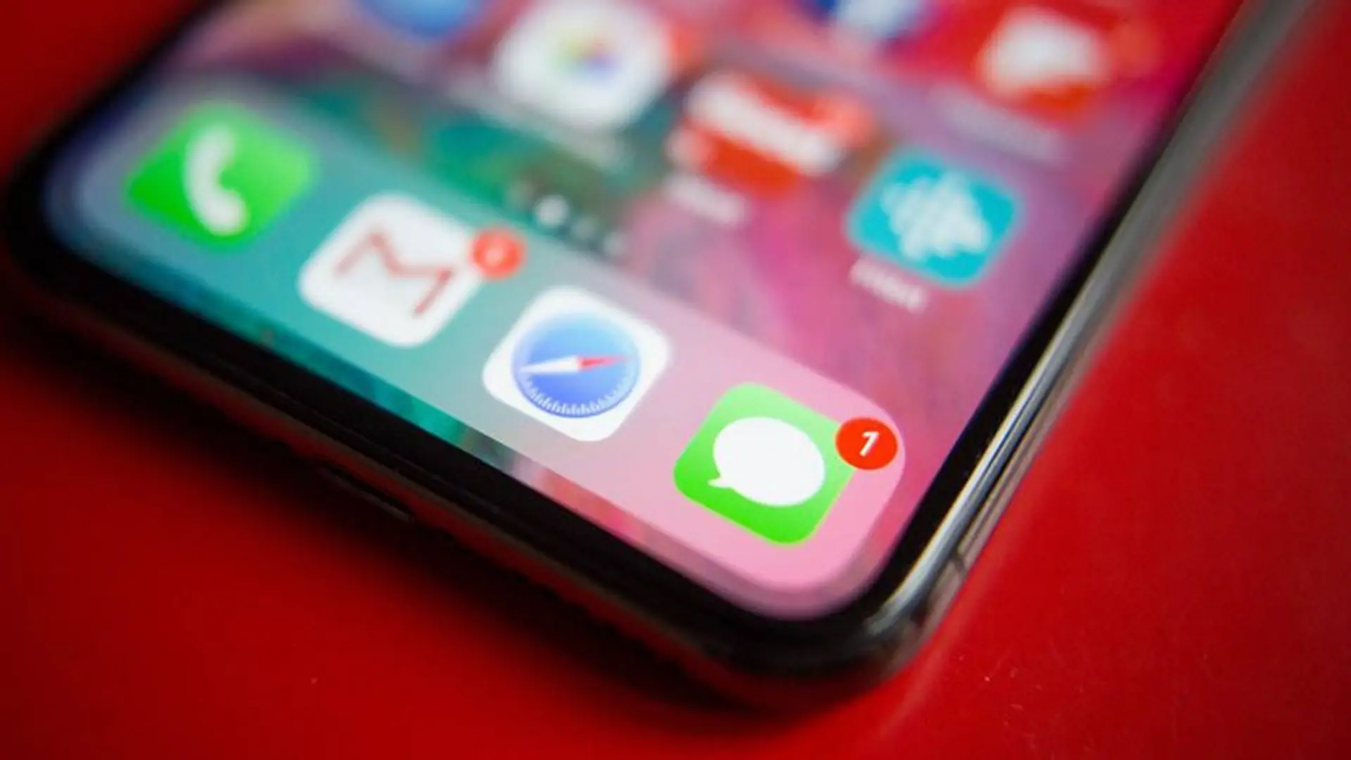 Sắp tới, iPhone có thể nhắn tin với nhau không cần Wi-Fi hay kết nối mạng