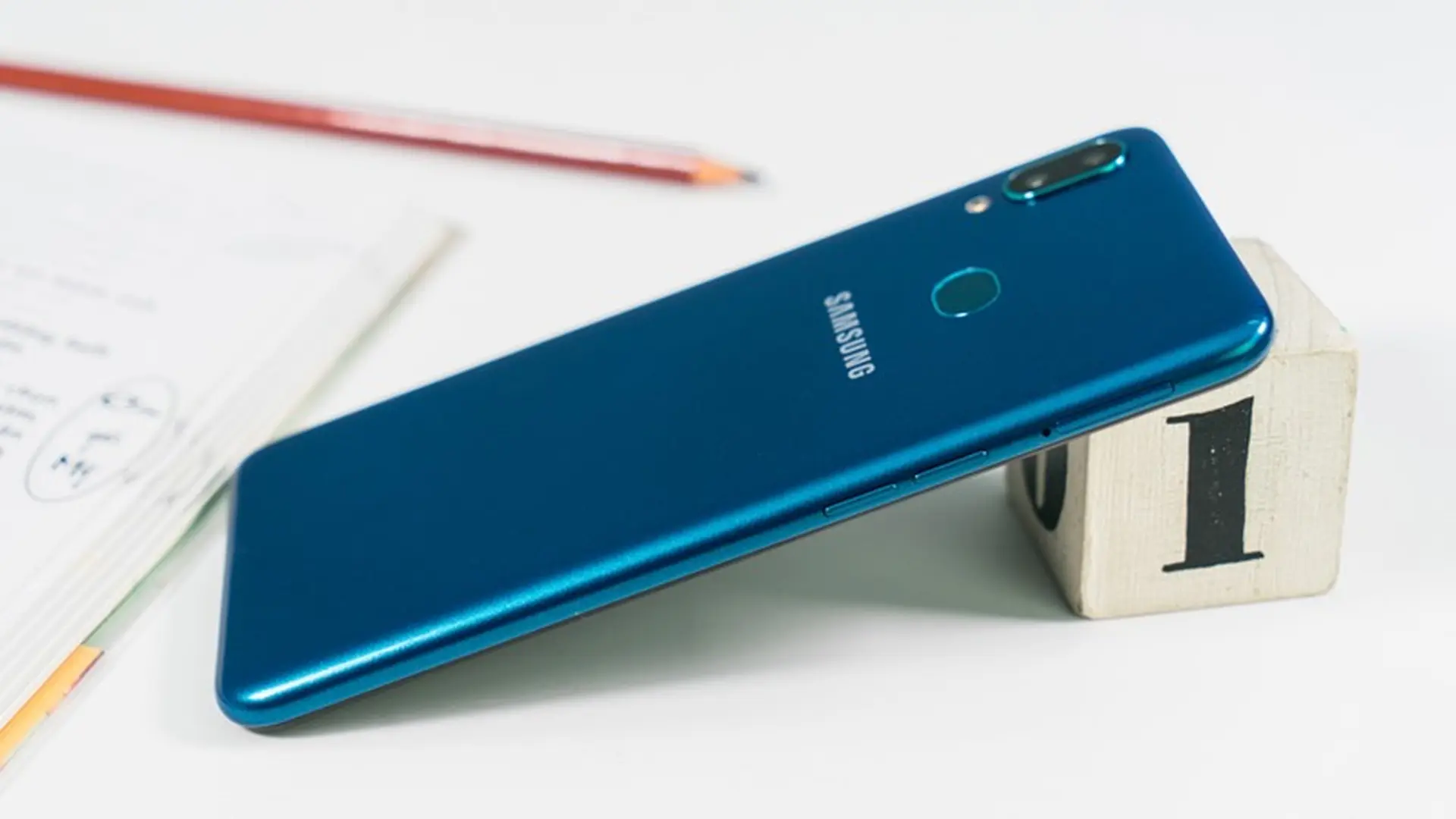 Có hơn 3 triệu, những smartphone nào lý tưởng mua trong thời điểm này?