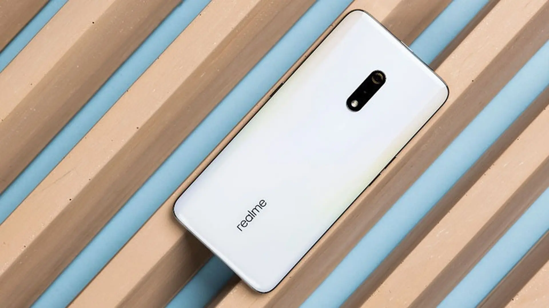 Realme đã bán được 10 triệu chiếc điện thoại trên toàn cầu chỉ sau hơn một năm