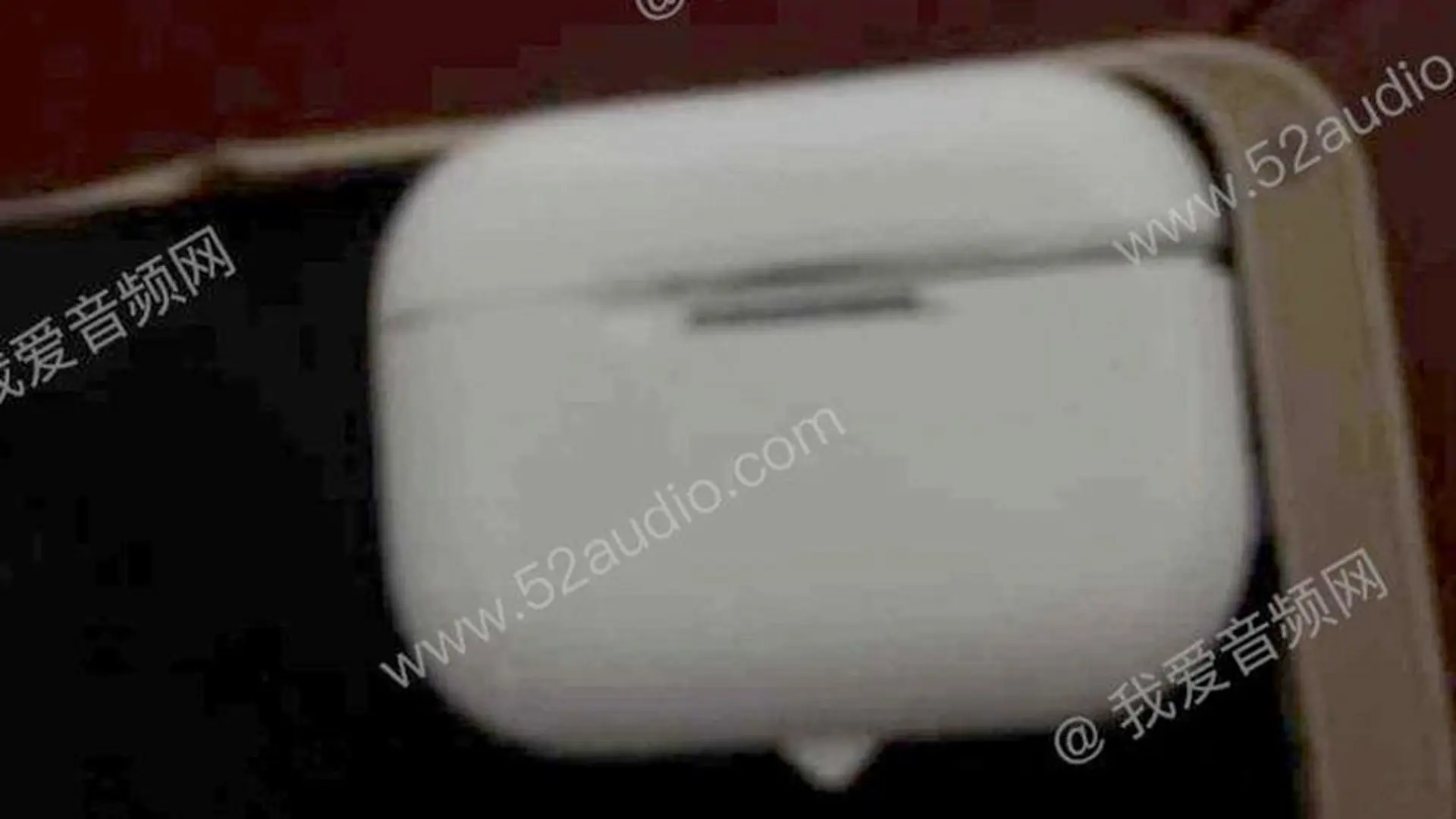 Nguyên mẫu Apple AirPods 3 bất ngờ xuất hiện