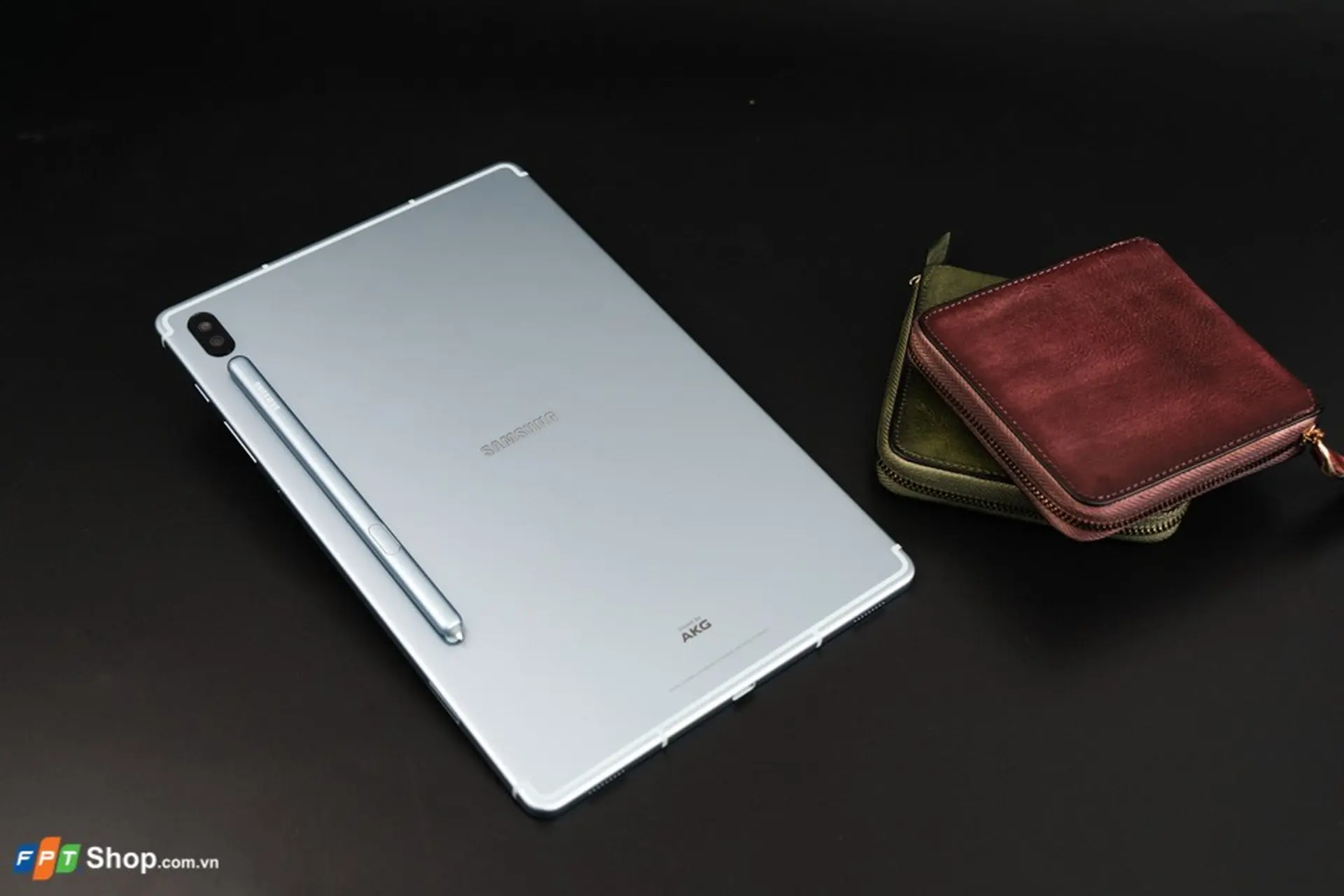 https://fptshop.com.vn/