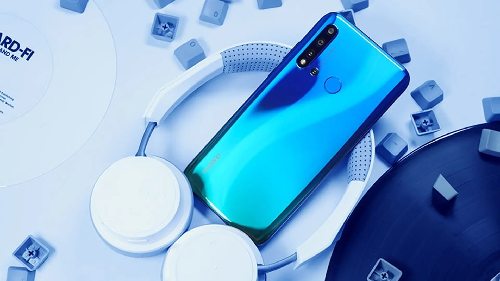 Trên tay Huawei Nova 5i: Bóng bẩy, nhiều camera và giá phải chăng