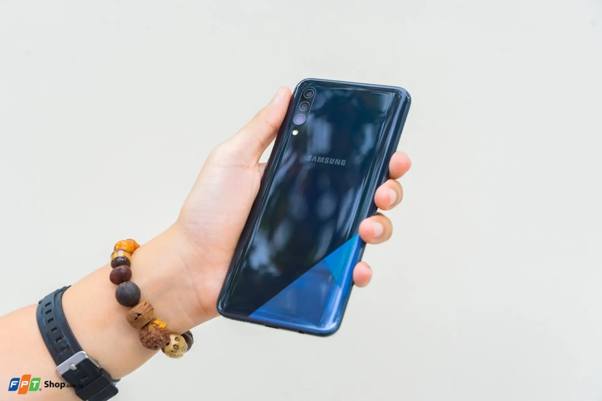 https://fptshop.com.vn/