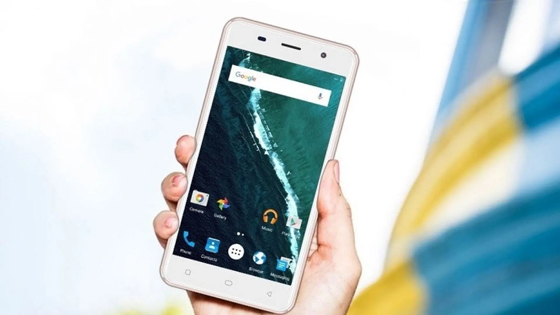 Có gì hấp dẫn trên chiếc smartphone giá rẻ nhất tại FPT Shop?