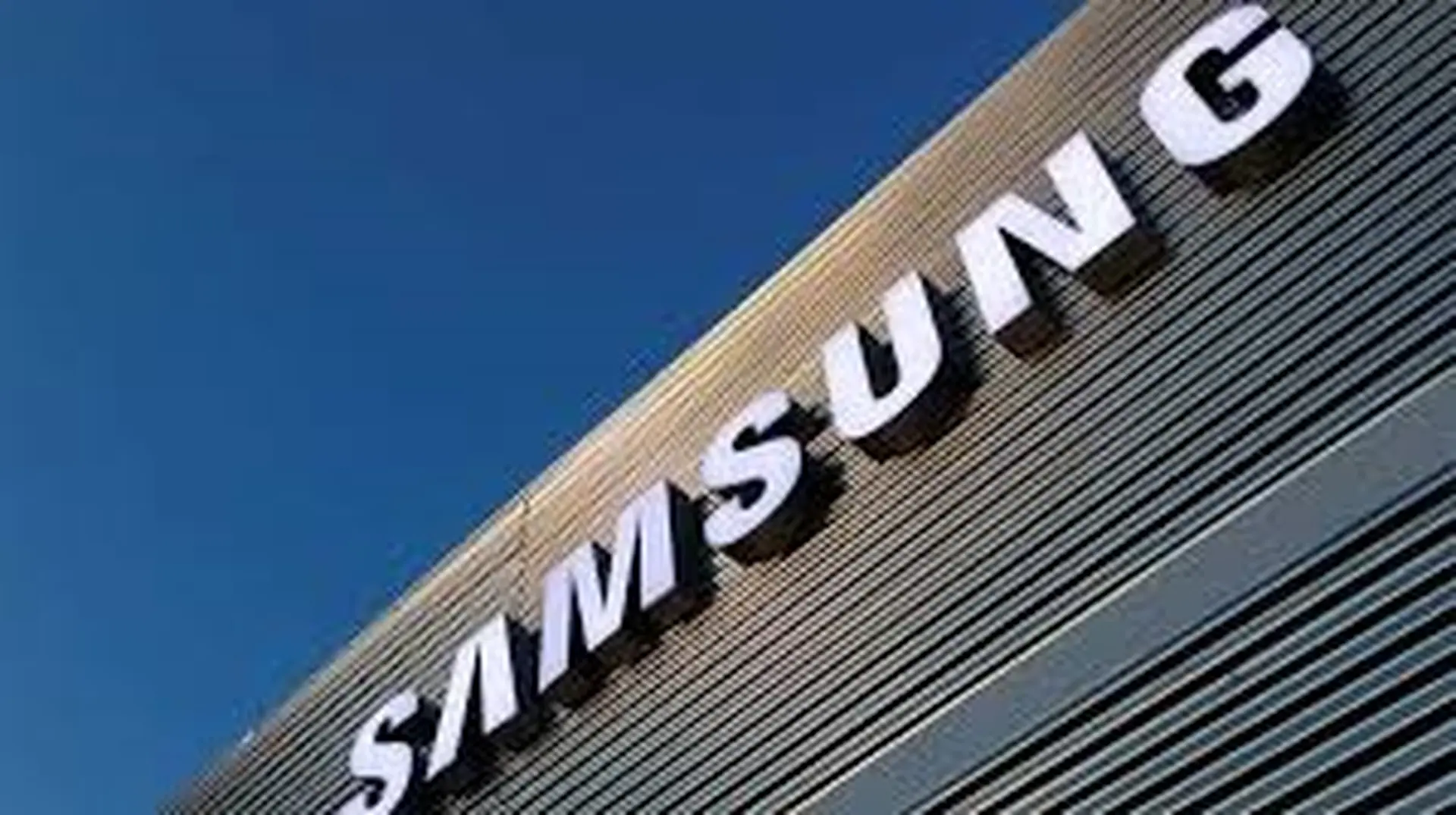 Samsung 'bất ngờ' đầu tư 11 tỷ USD để mở rộng sản xuất tấm nền LCD