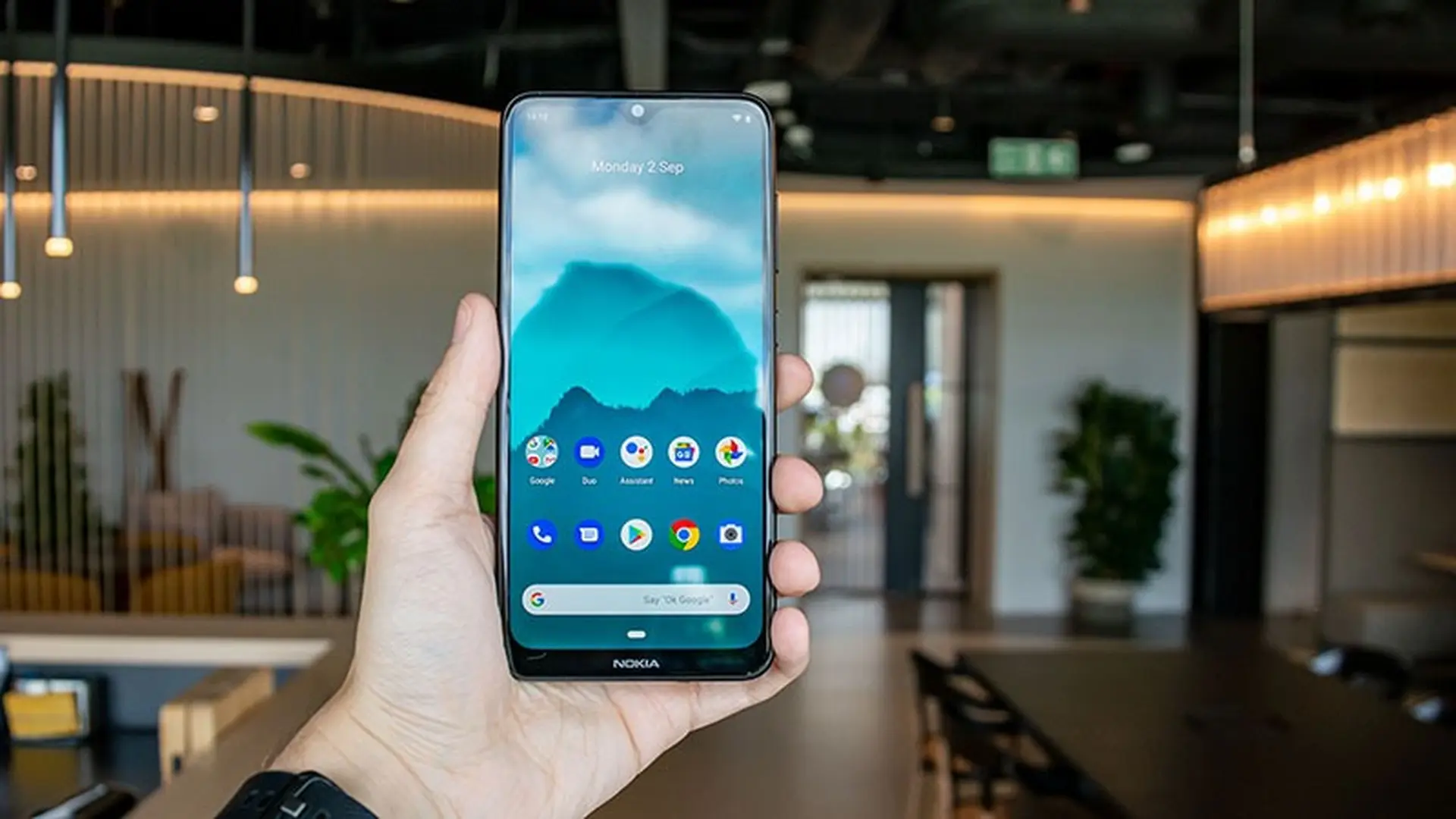 Trên tay Nokia 6.2: Nhiều nâng cấp thú vị, giá phải chăng