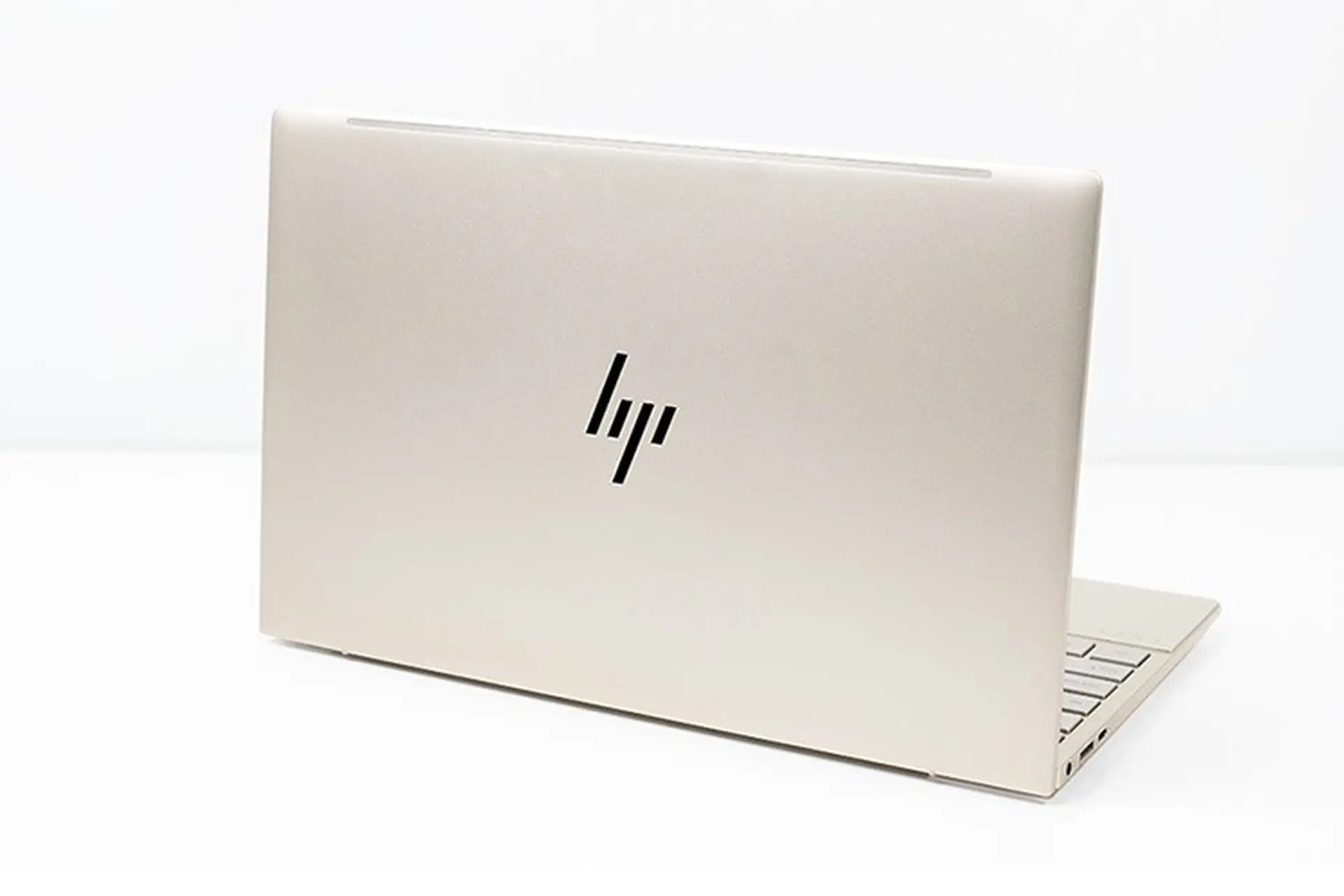HP ENVY 13 và năm tiêu chí nổi bật của một chiếc laptop doanh nhân