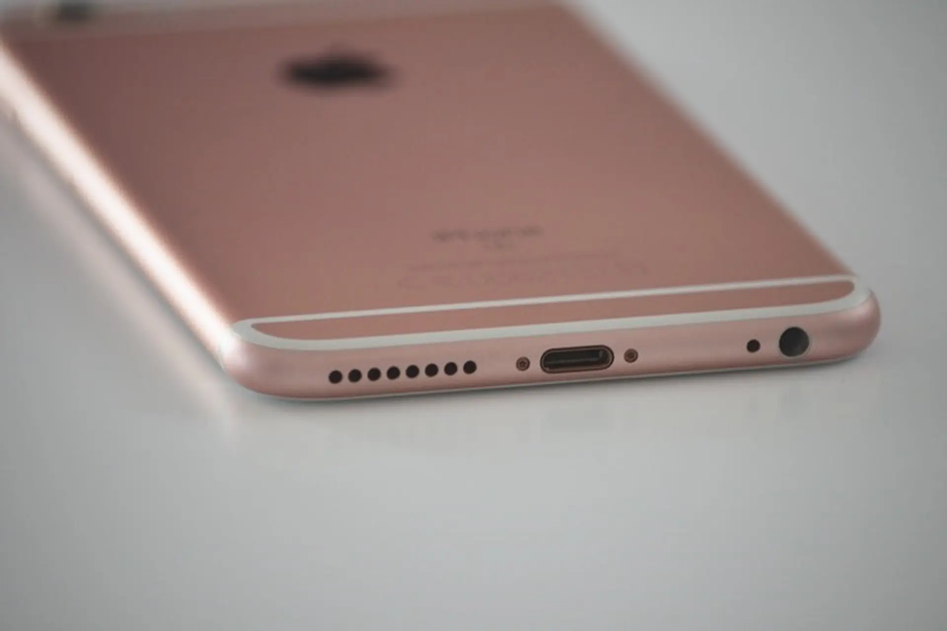 Thông báo cho bạn bè khi vị trí của bạn thay đổi trên iOS 14