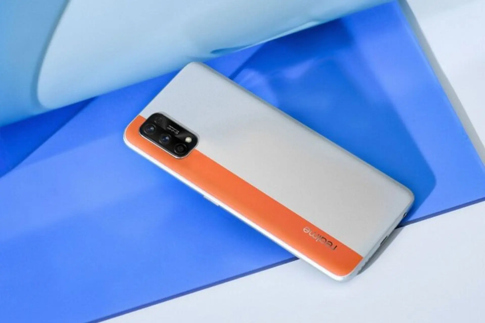 Realme 7 Pro SE ra mắt: Thiết kế cao cấp, sạc nhanh 65W, giá từ 6.3 triệu đồng
