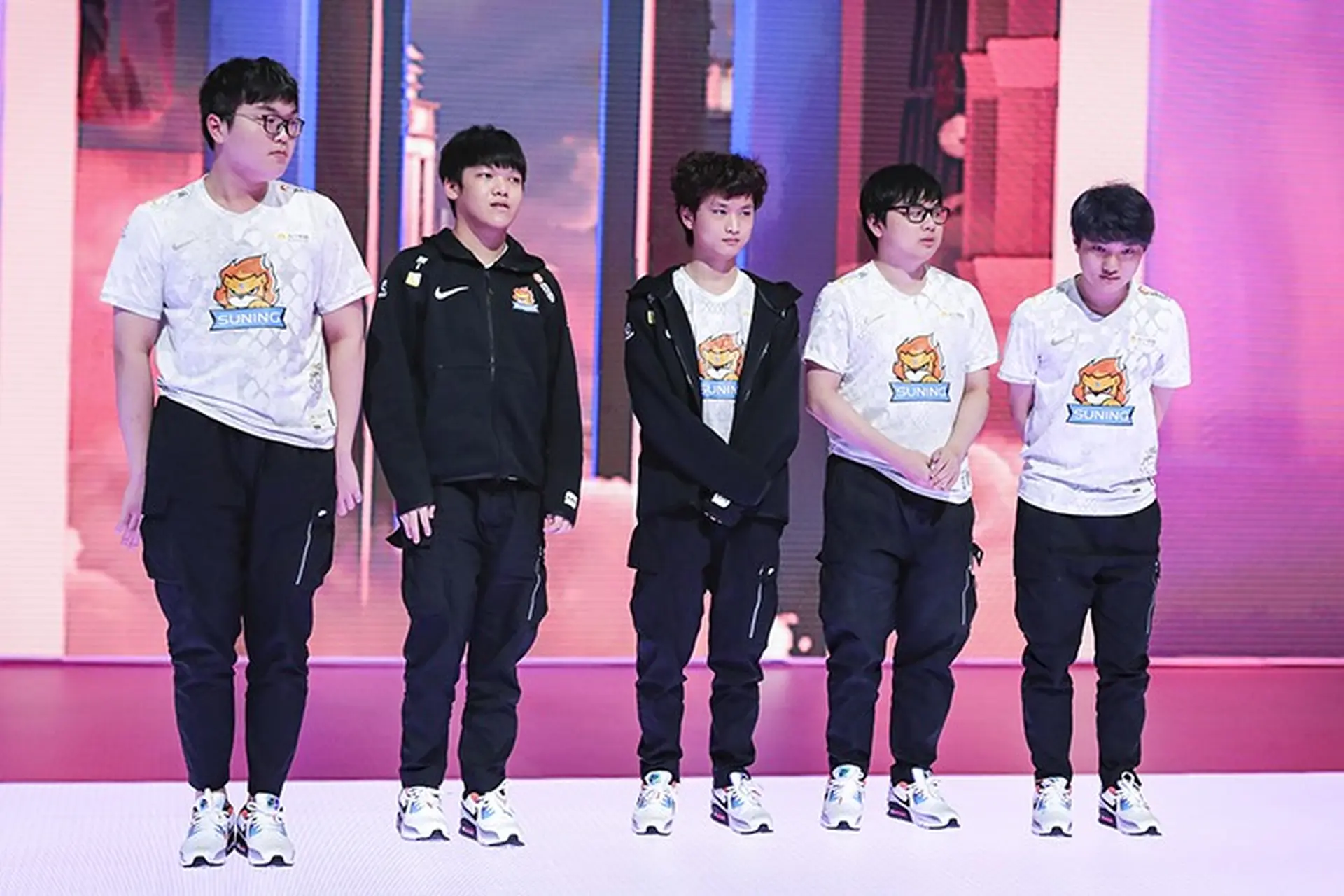 LMHT: Suning giành vị trí nhất bảng A sau khi đánh bại G2 Esports trong trận tie-break căng thẳng