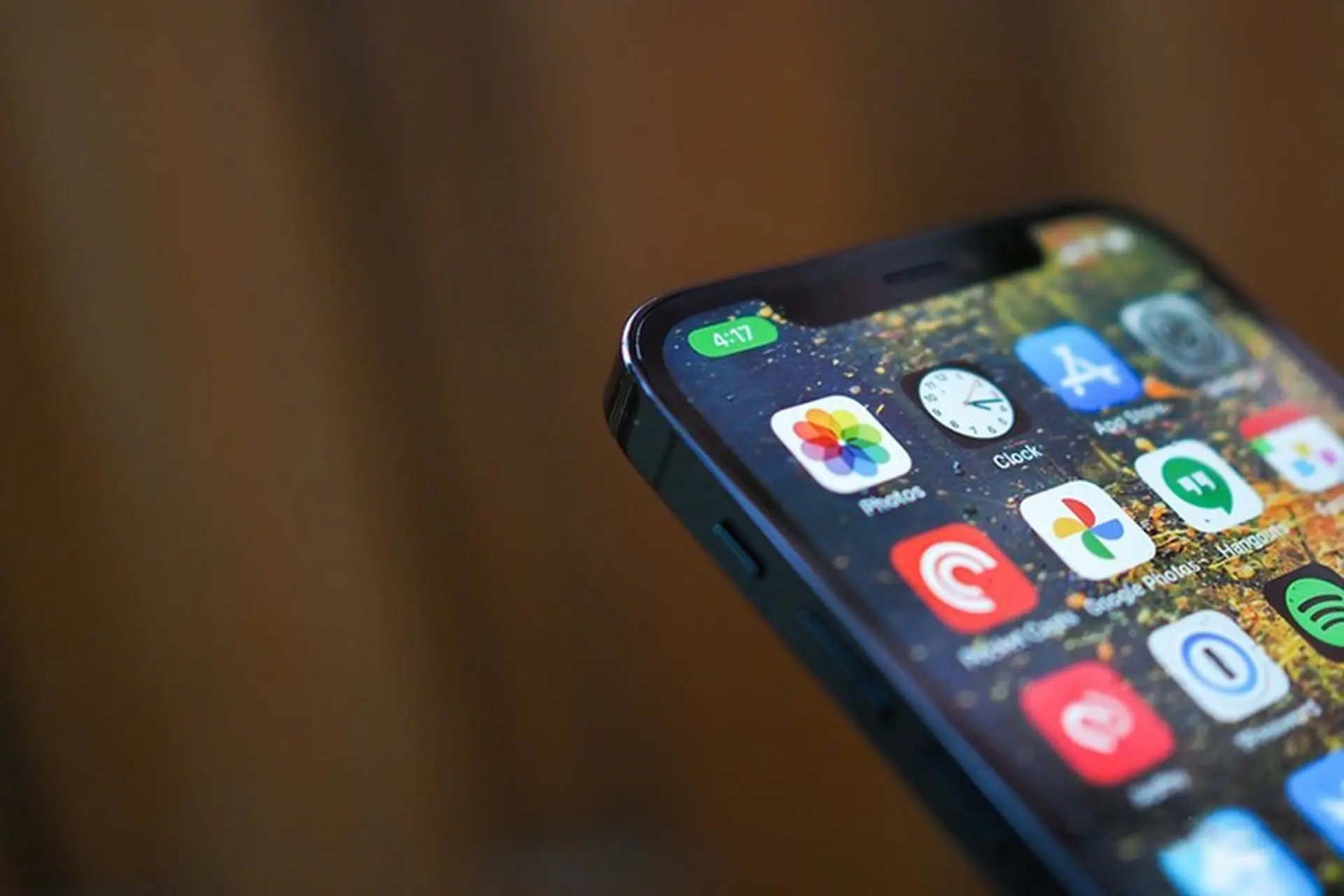 Jon Prosser: iPhone 13 sẽ ra mắt với màn hình 120Hz siêu mượt