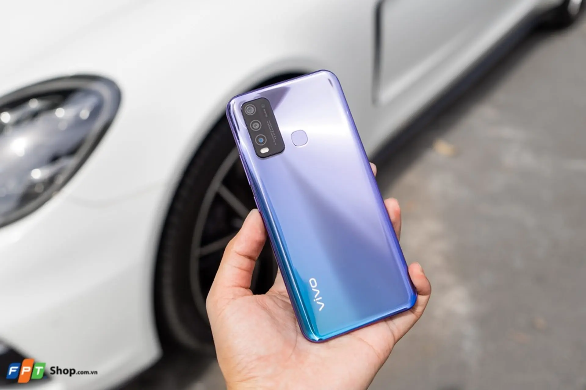 Giảm mạnh 1 triệu, Vivo Y50 rất đáng mua trong thời điểm này