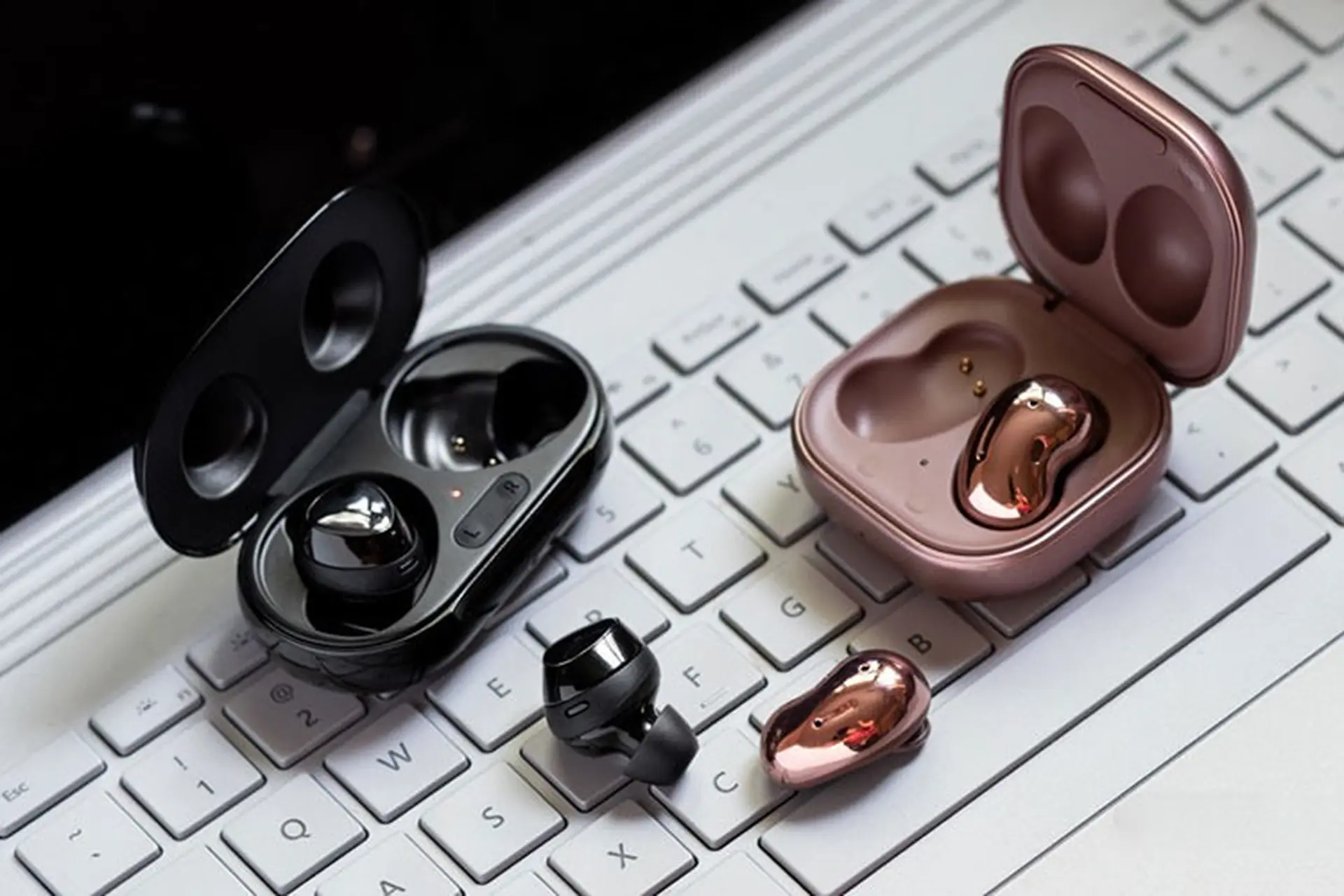 Mọi thứ chúng ta biết về Samsung Galaxy Buds Pro