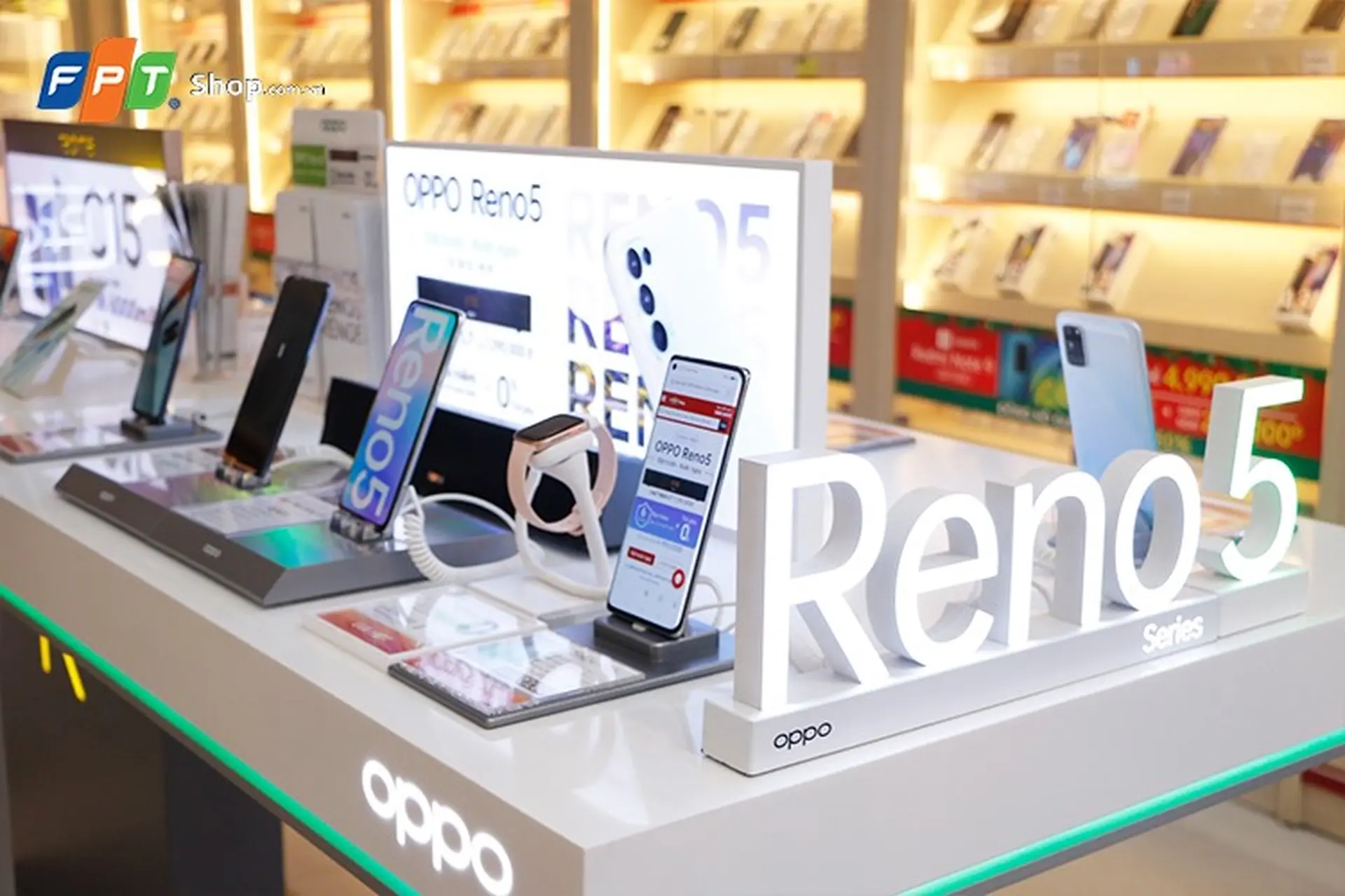 Tin nóng hổi: Đã có thể trải nghiệm OPPO Reno5 tại FPT Shop