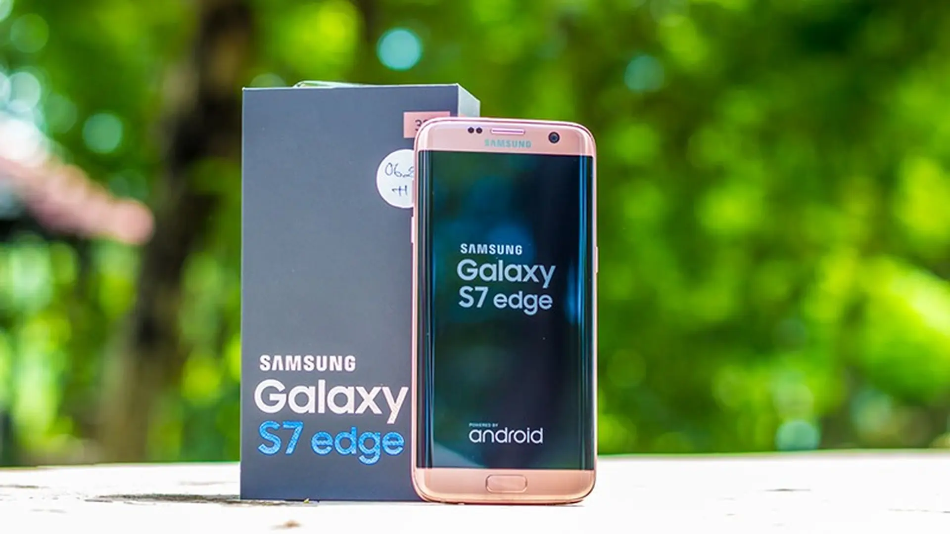 Galaxy S7 Edge bất ngờ bị cháy khi đang sử dụng thông thường