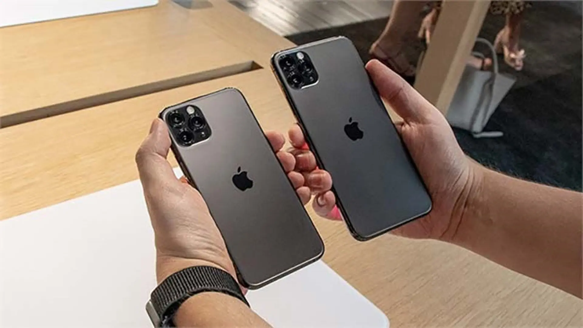 Nên chọn mua iPhone 11 Pro bao nhiêu GB để chơi Tết?