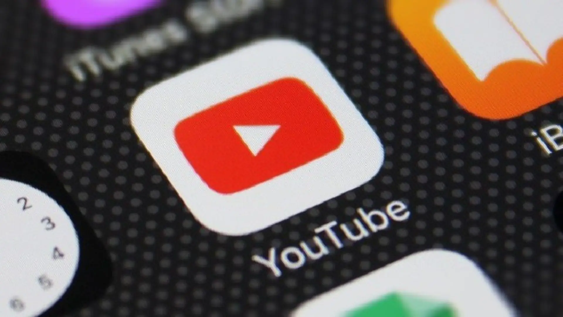 YouTube ra mắt tính năng Profile chứa lịch sử comment của người dùng