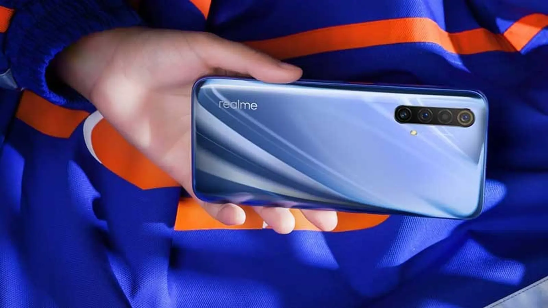 Ảnh thực tế của Realme X50 được CEO hãng chia sẻ