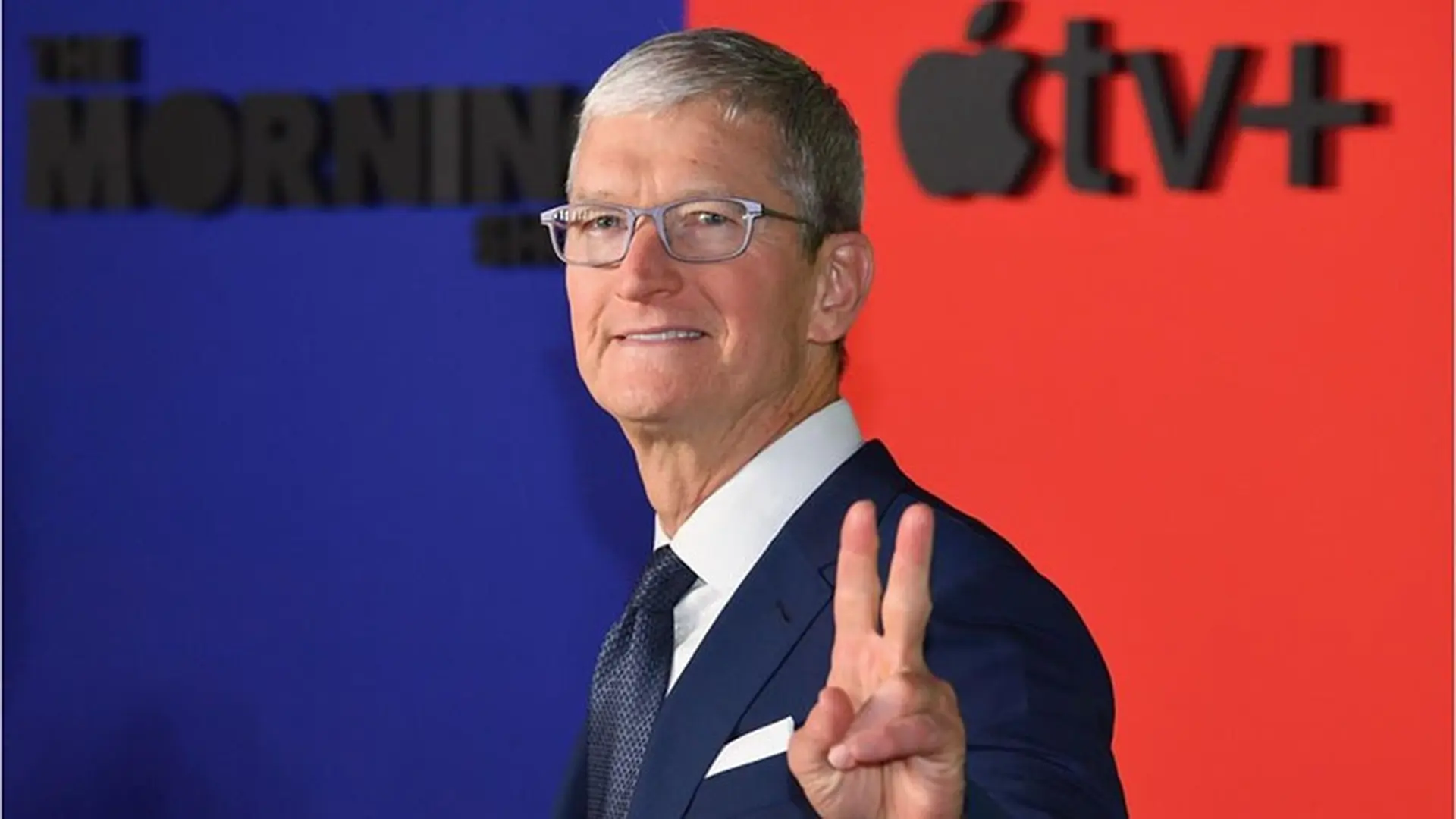 CEO Apple kiếm được hơn 11 triệu đô la trong năm 2019