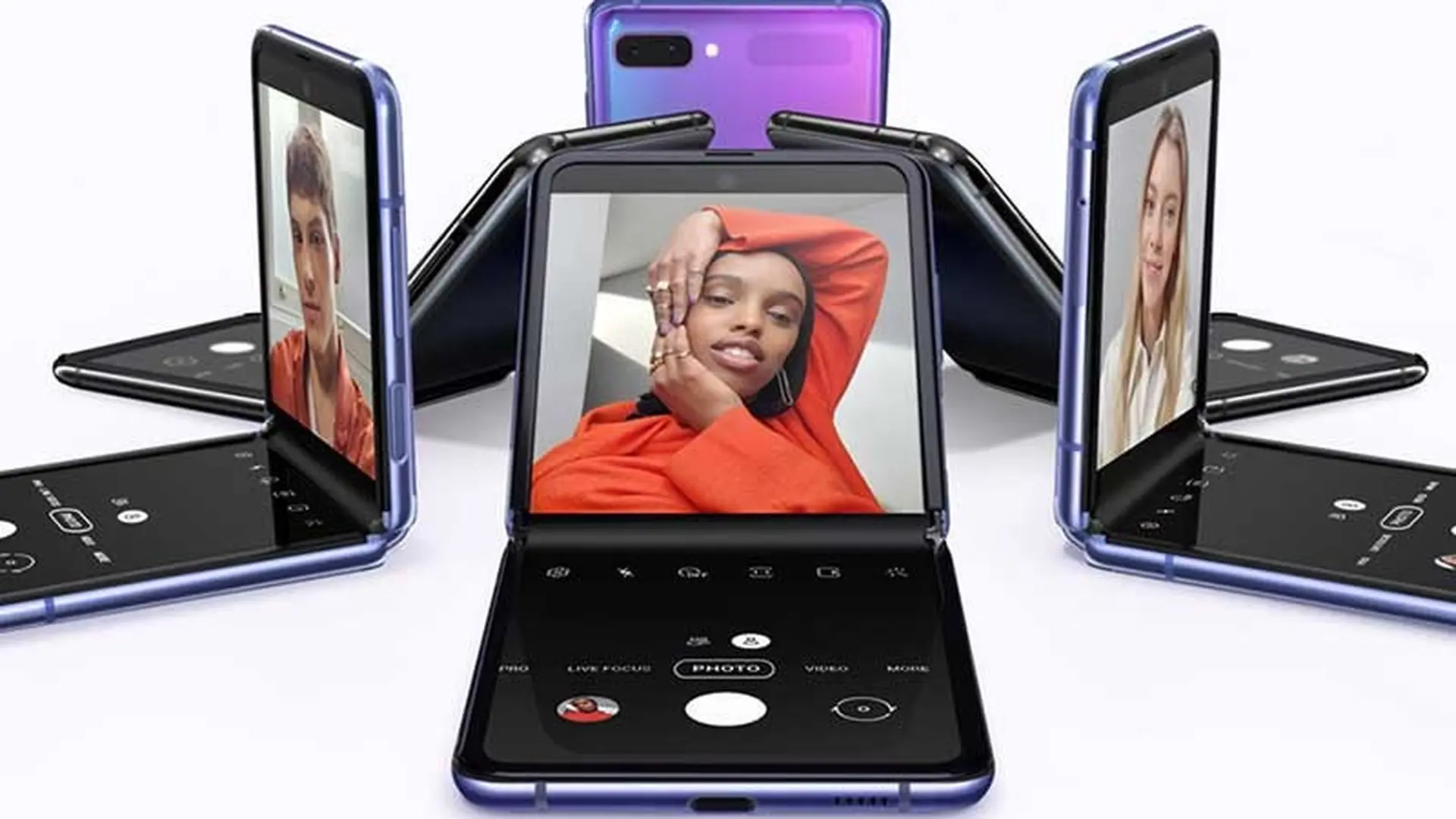 Lô hàng Samsung Galaxy Z Flip đầu tiên bán hết sau 7,5 giờ