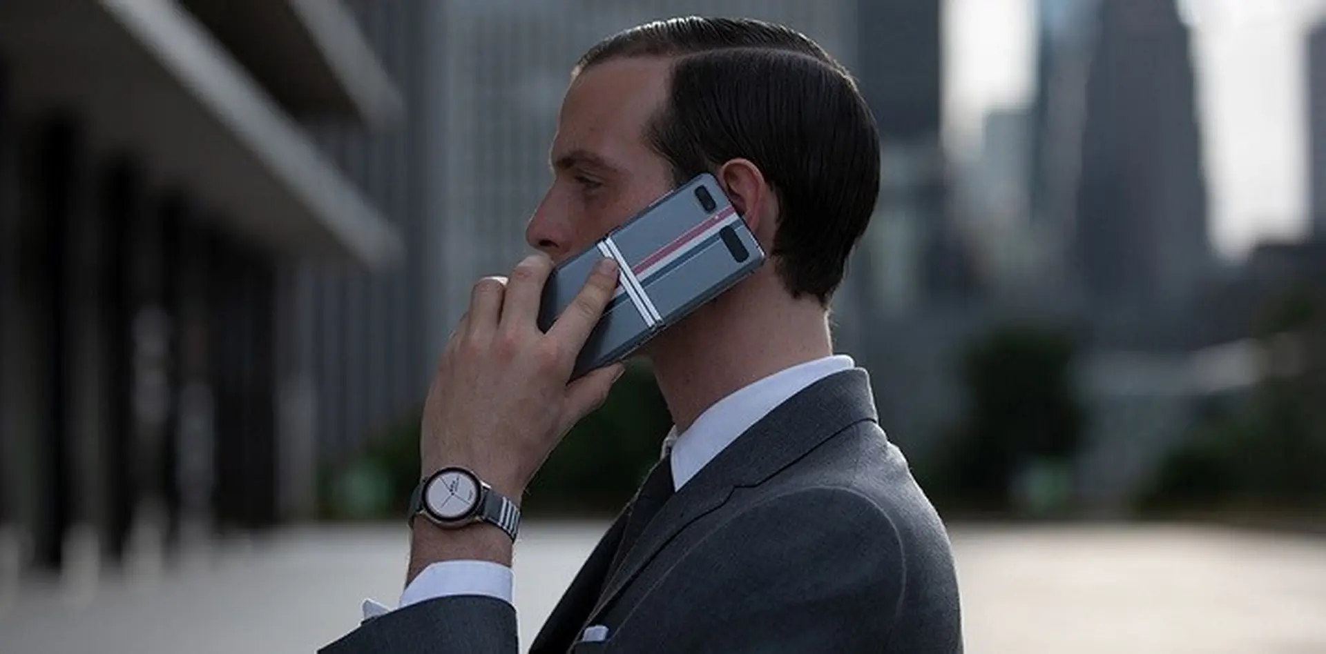 Đây là nơi Samsung Galaxy Z Flip Thom Browne Edition được lên kệ, bạn đoán thử xem có Việt Nam hay không