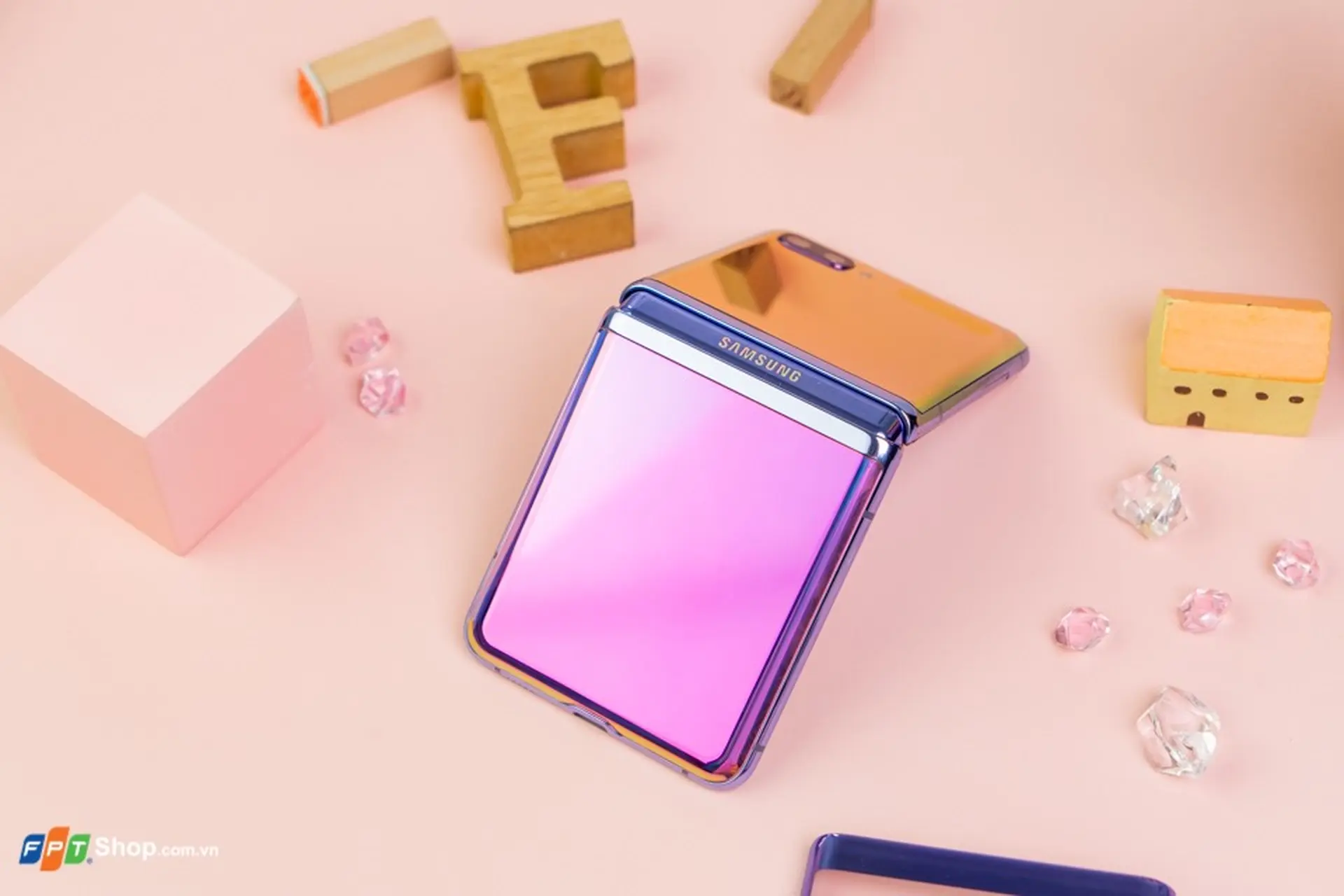 https://fptshop.com.vn/