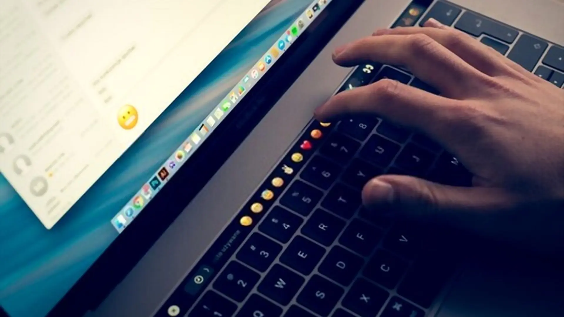 Thêm mật khẩu vào chuỗi khóa trên máy Mac
