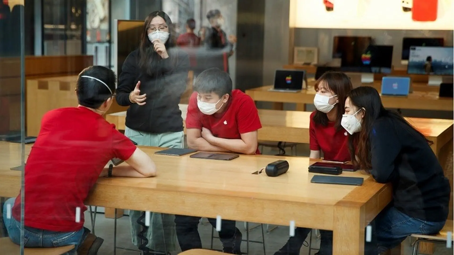 Tim Cook: Apple cam kết hỗ trợ địa phương phòng chống dịch virus Covid-19