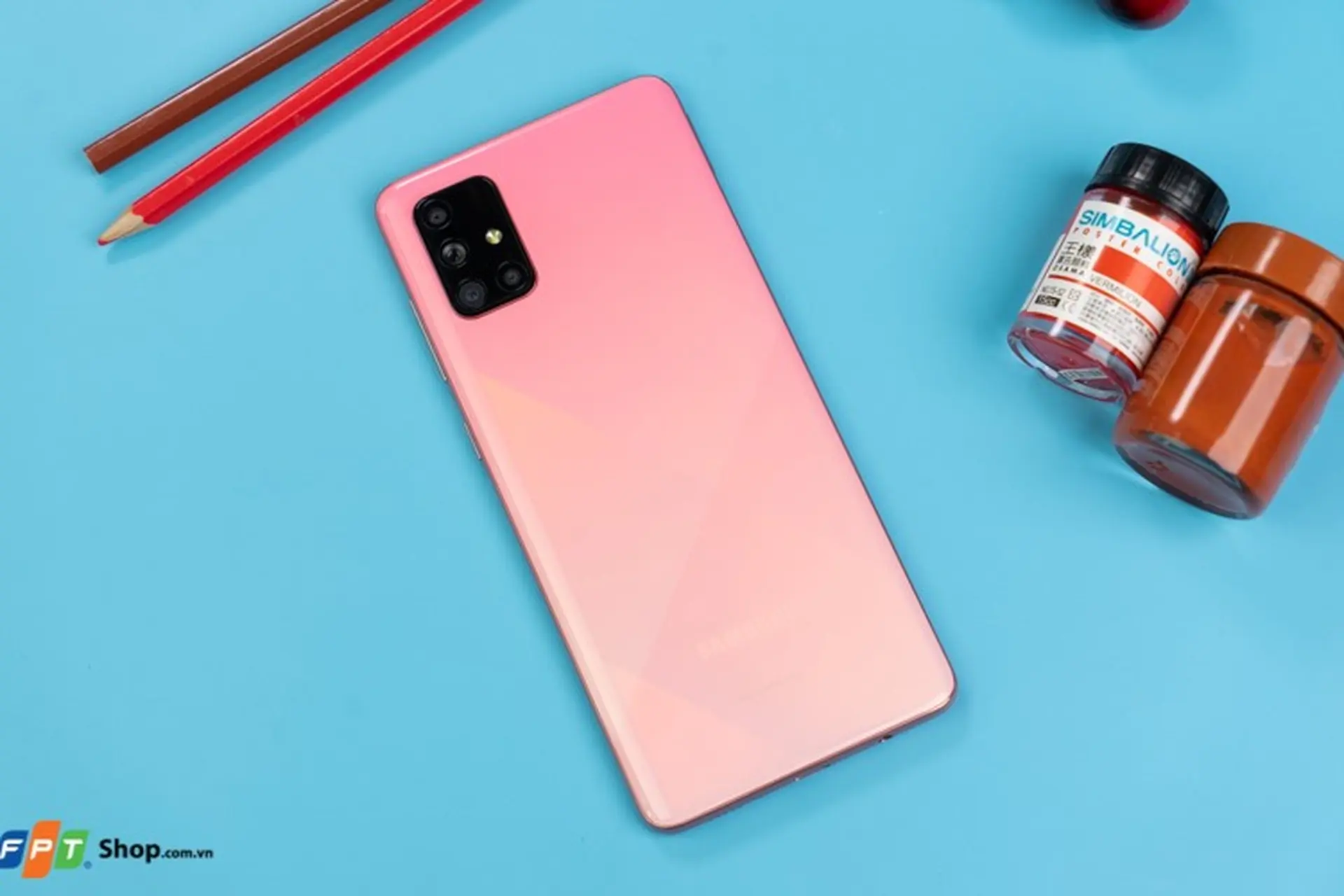Trên tay Samsung Galaxy A71 phiên bản Hồng Crush Trendy: Sang trọng, quyến rũ đến từng chi tiết!