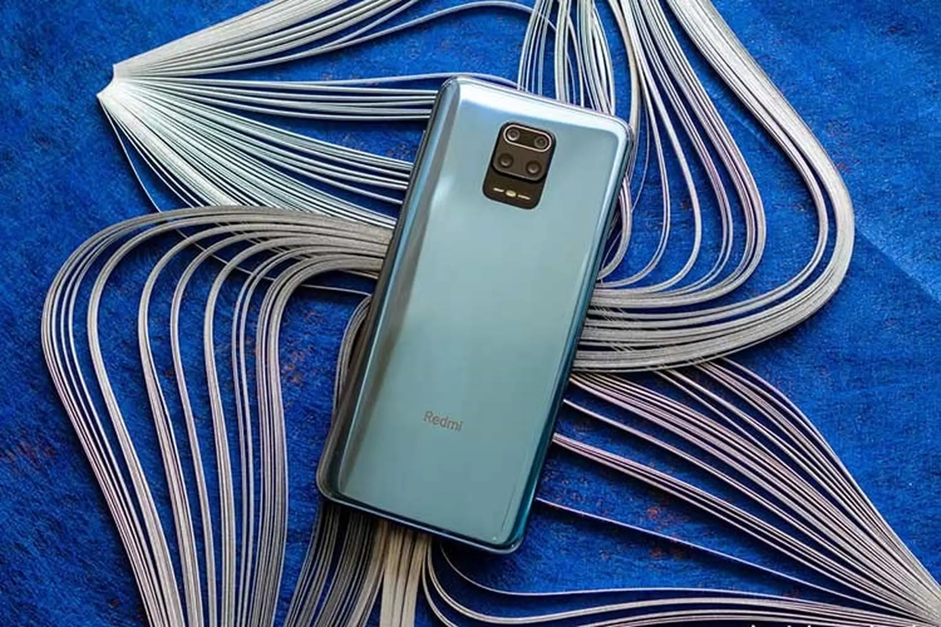 Trên tay Redmi Note 9 Pro: Snapdragon 720G, 4 camera 48MP, pin 5020mAh, sạc nhanh 18W