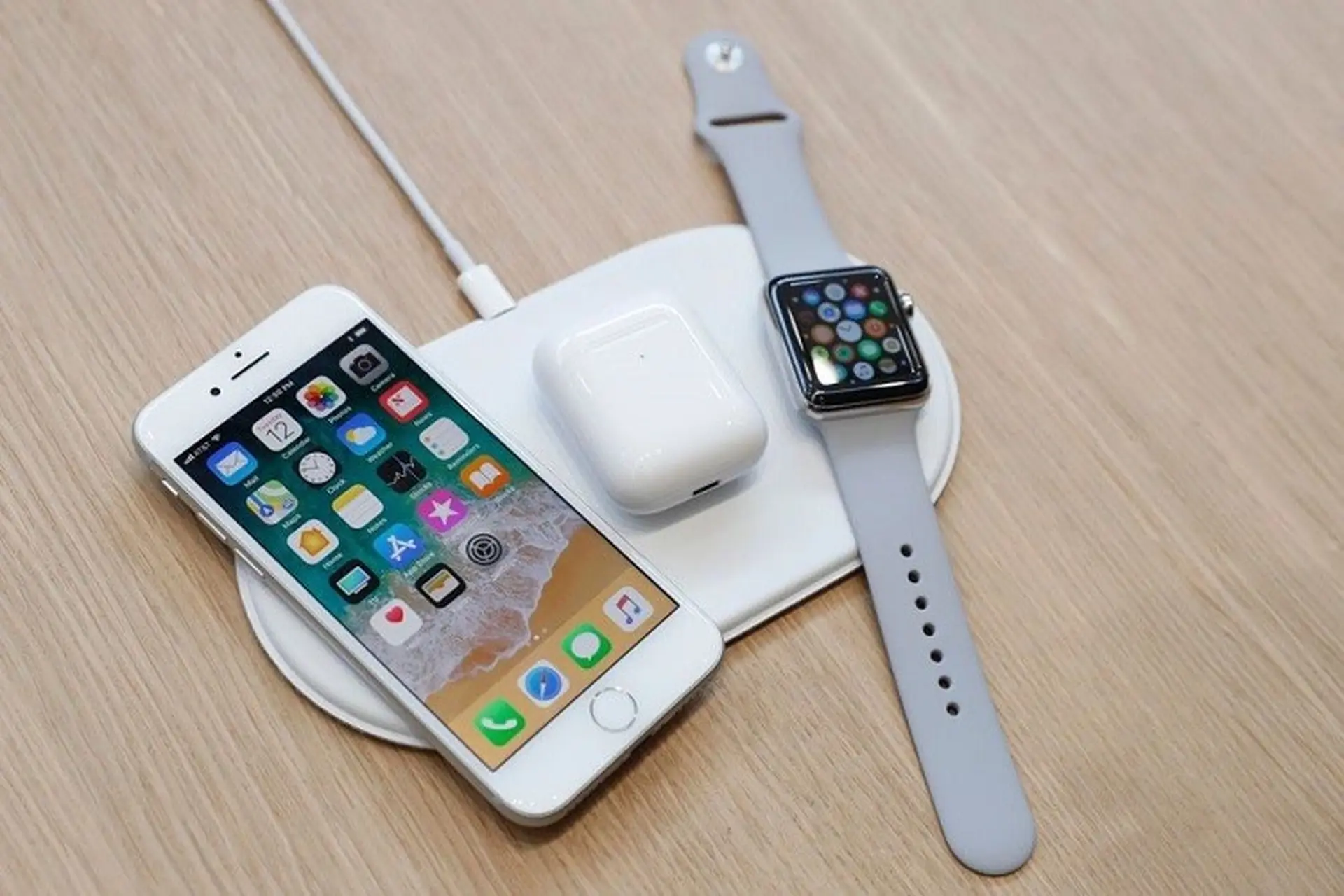 Tin đồn: Apple đang bí mật phát triển AirPower một lần nữa