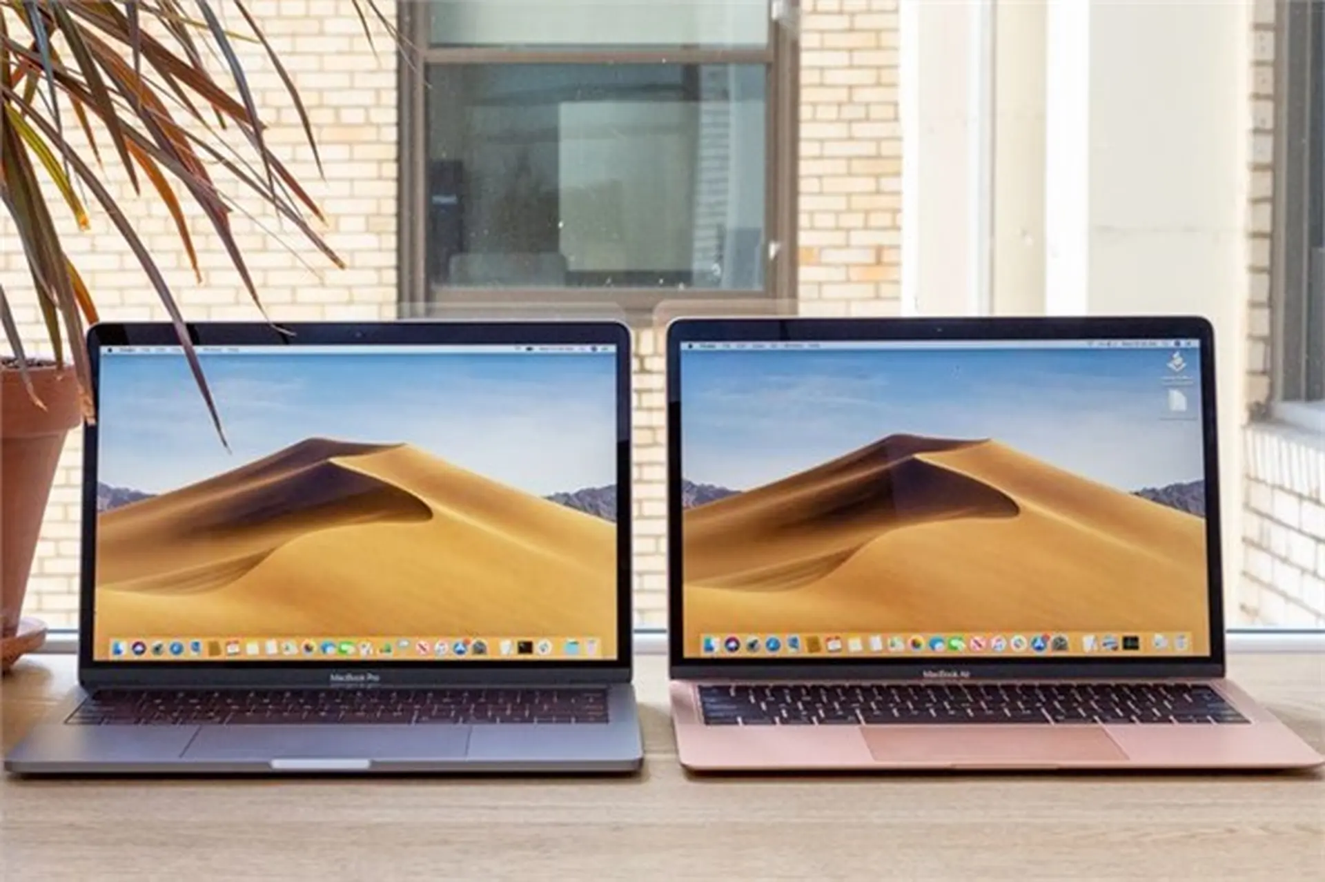 Nên chọn MacBook Air 2020 hay MacBook Pro 13 inch 2019