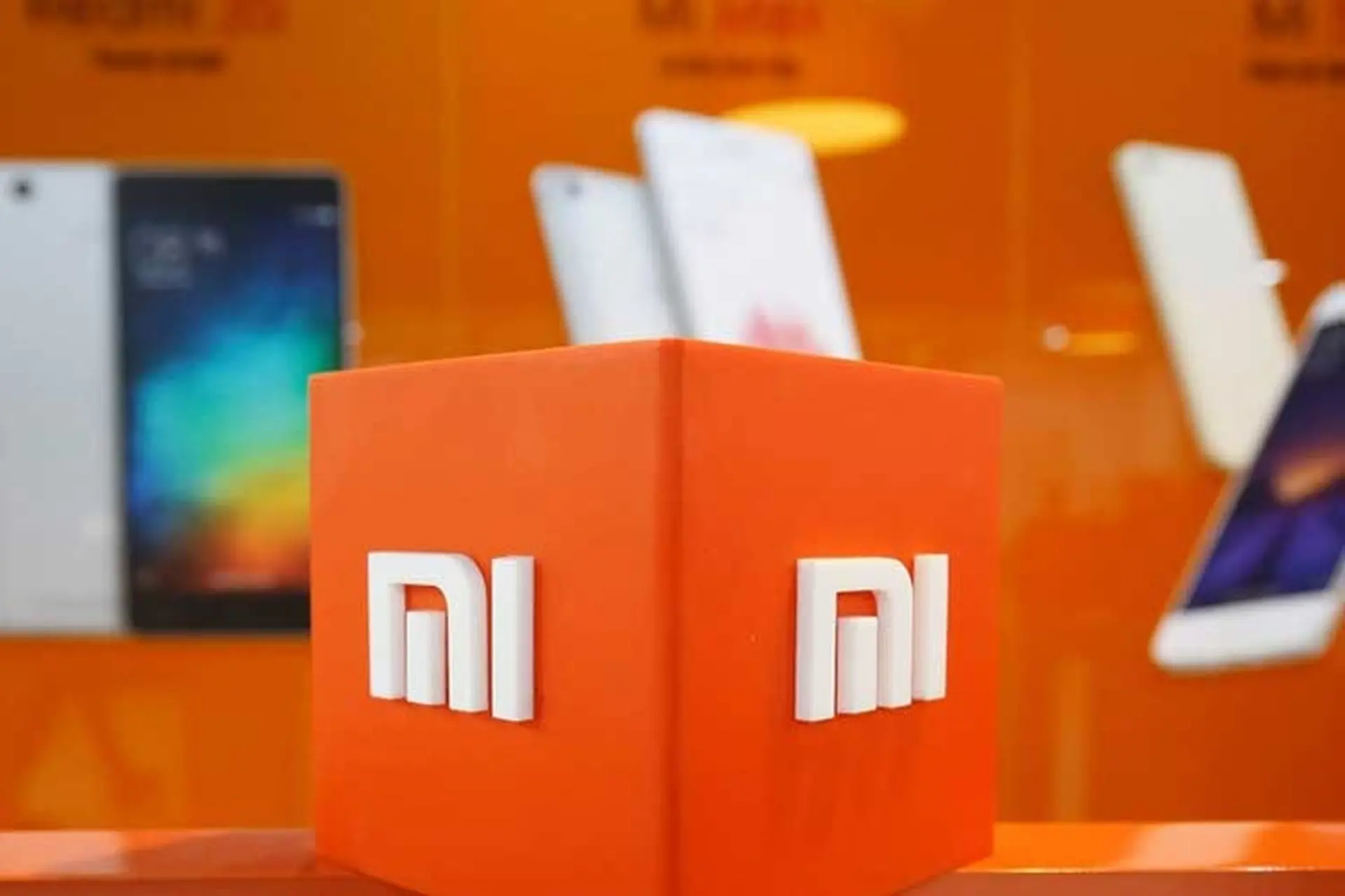 COVID-19 không ảnh hưởng nhiều đến doanh số điện thoại của Xiaomi