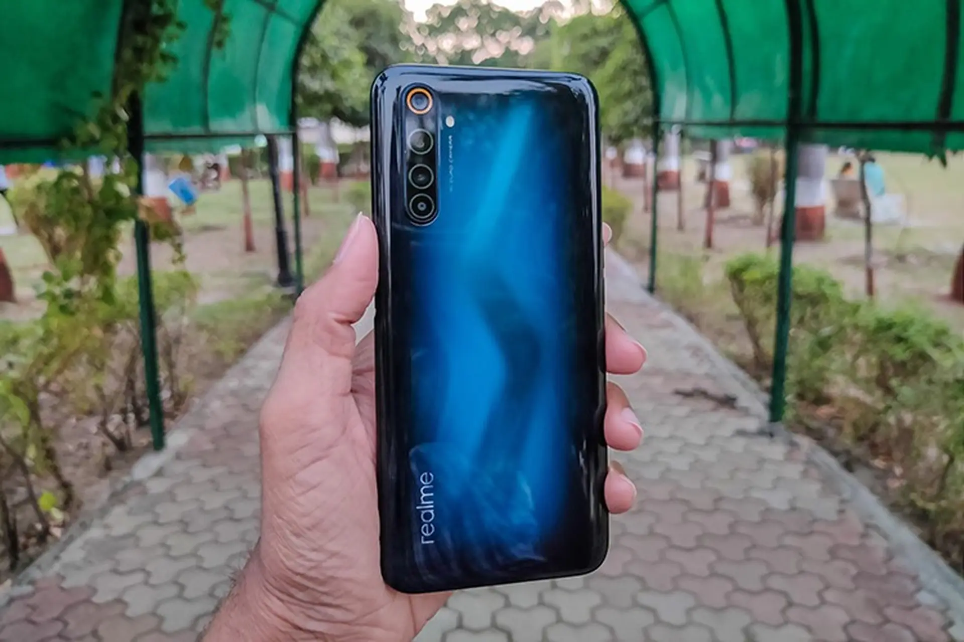 Đánh giá nhanh Realme 6 Pro: mọi thứ đều ổn, chờ mức giá