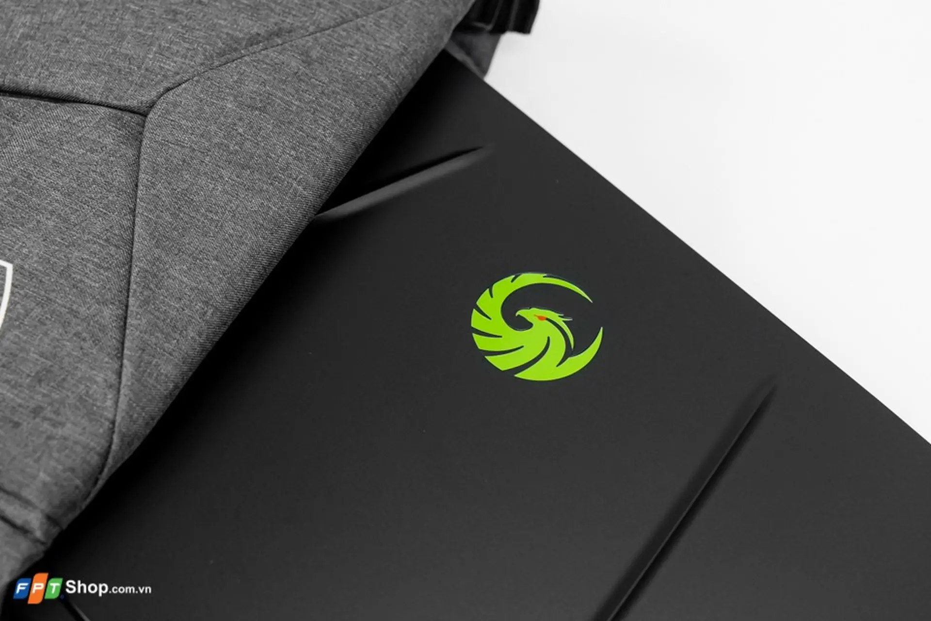 https://fptshop.com.vn/