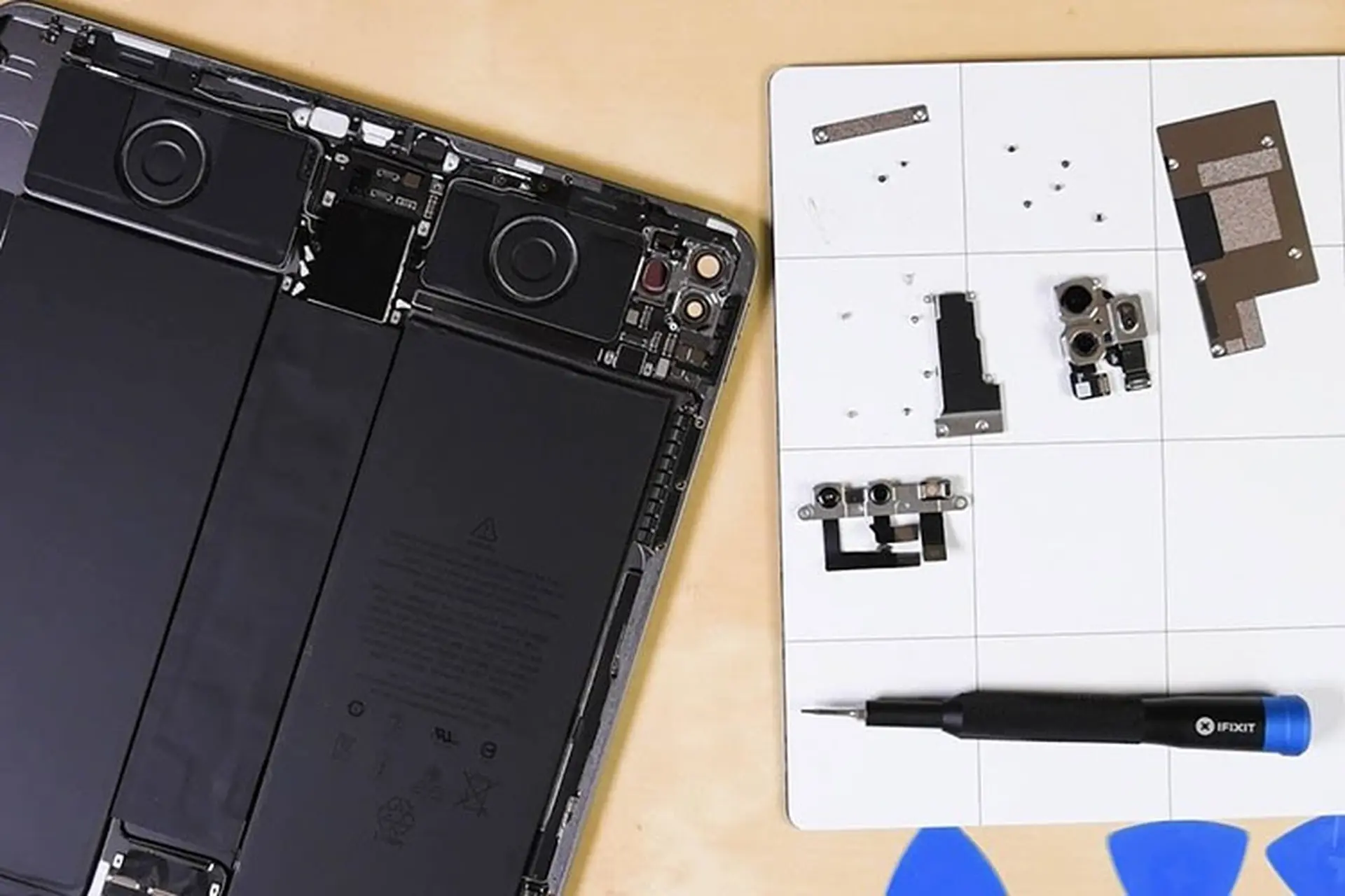  iFixit “mổ bụng” Apple iPad Pro 2020, xác nhận có 6GB RAM, đạt 3/10 điểm