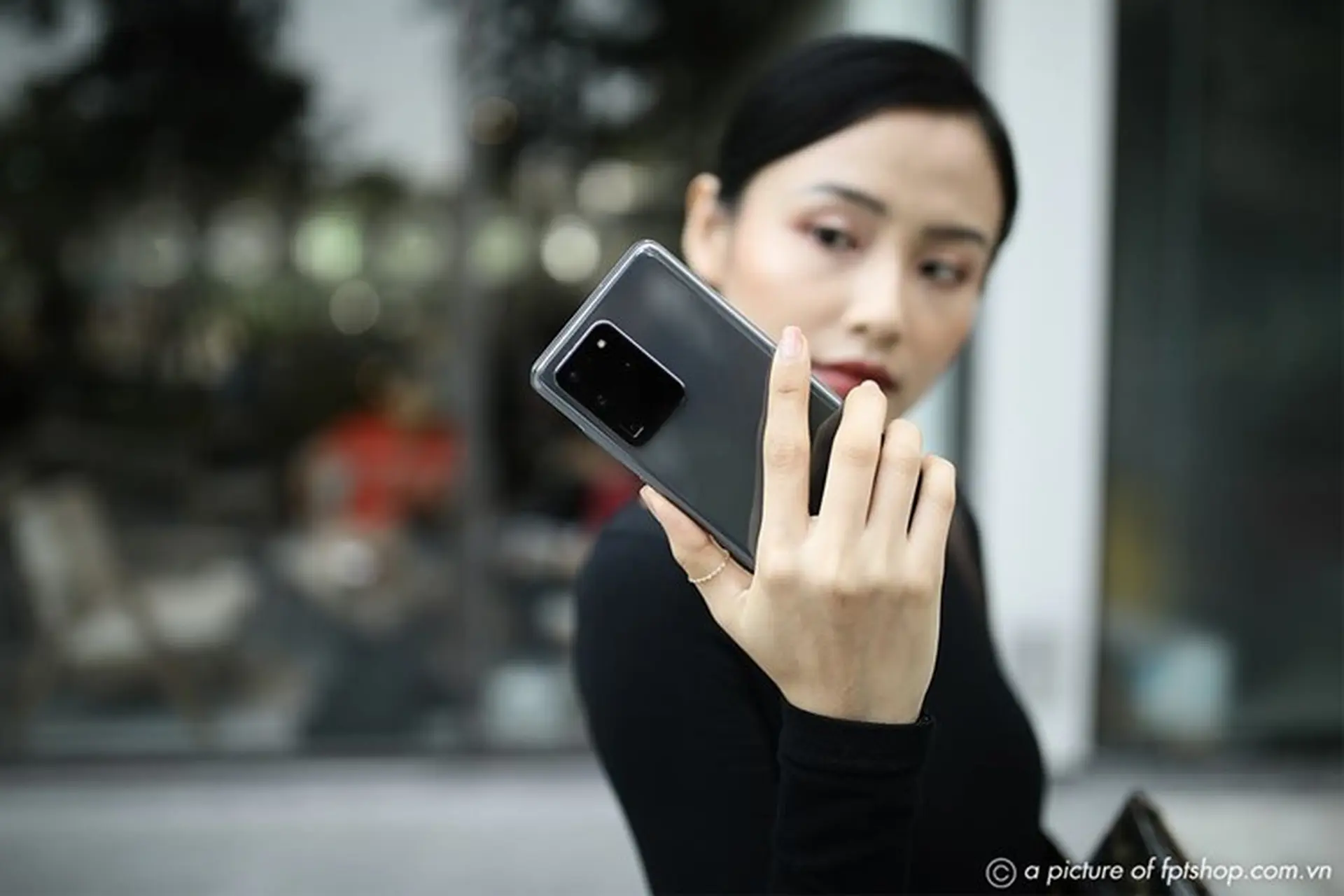 Samsung Galaxy S20 nhận cập nhật thứ hai, cải thiện camera và cử chỉ vuốt