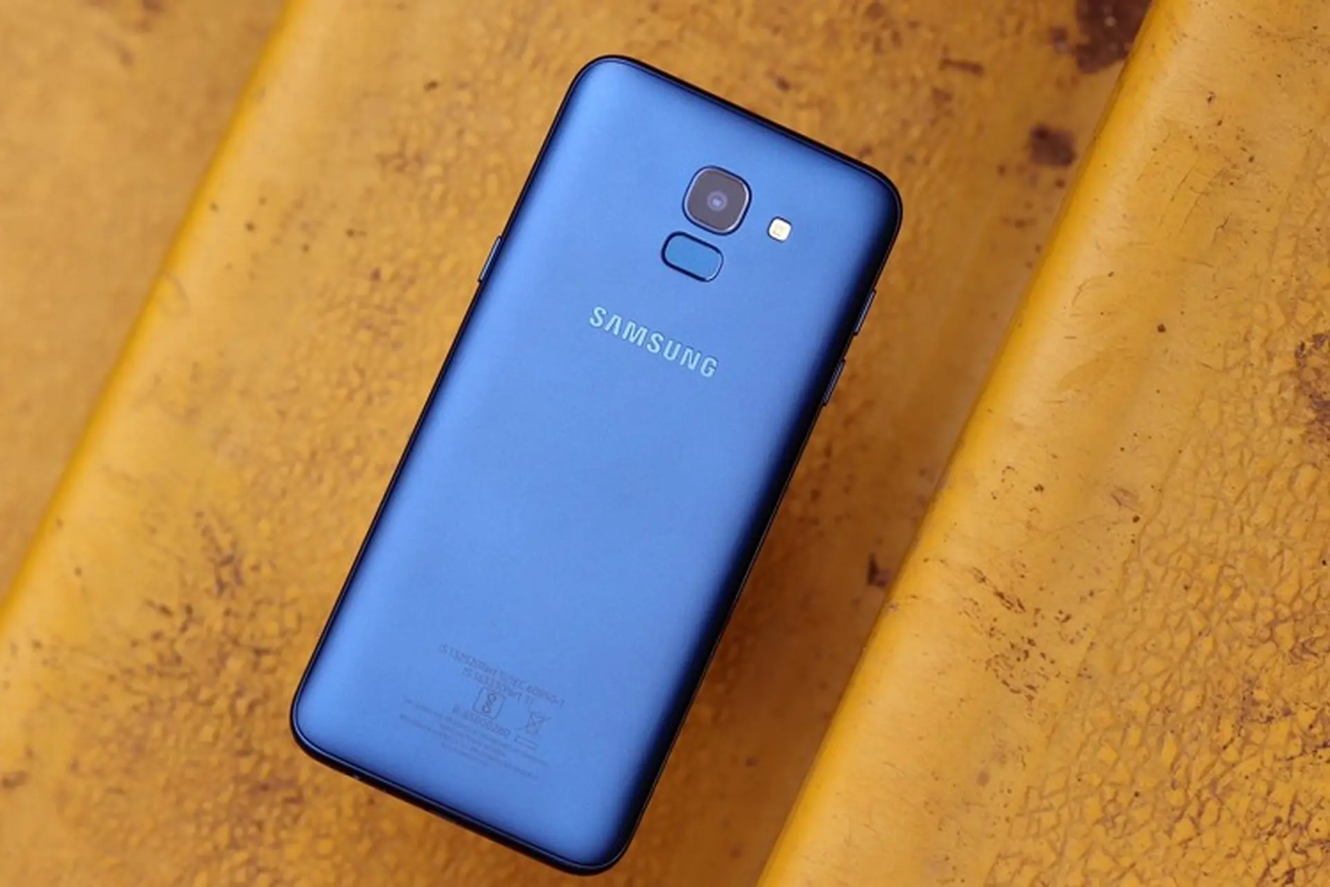 Samsung Galaxy J6 'lên đời' Android 10, kèm bản vá bảo mật tháng 3/2020