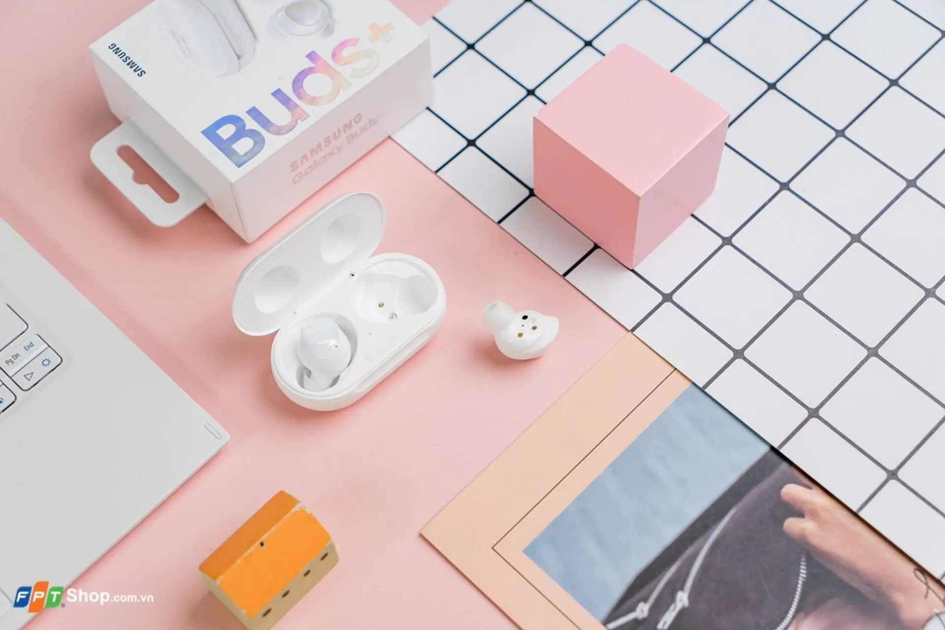 Samsung Galaxy Buds+ nhận cập nhật cải thiện âm thanh xung quanh và nhiễu trắng
