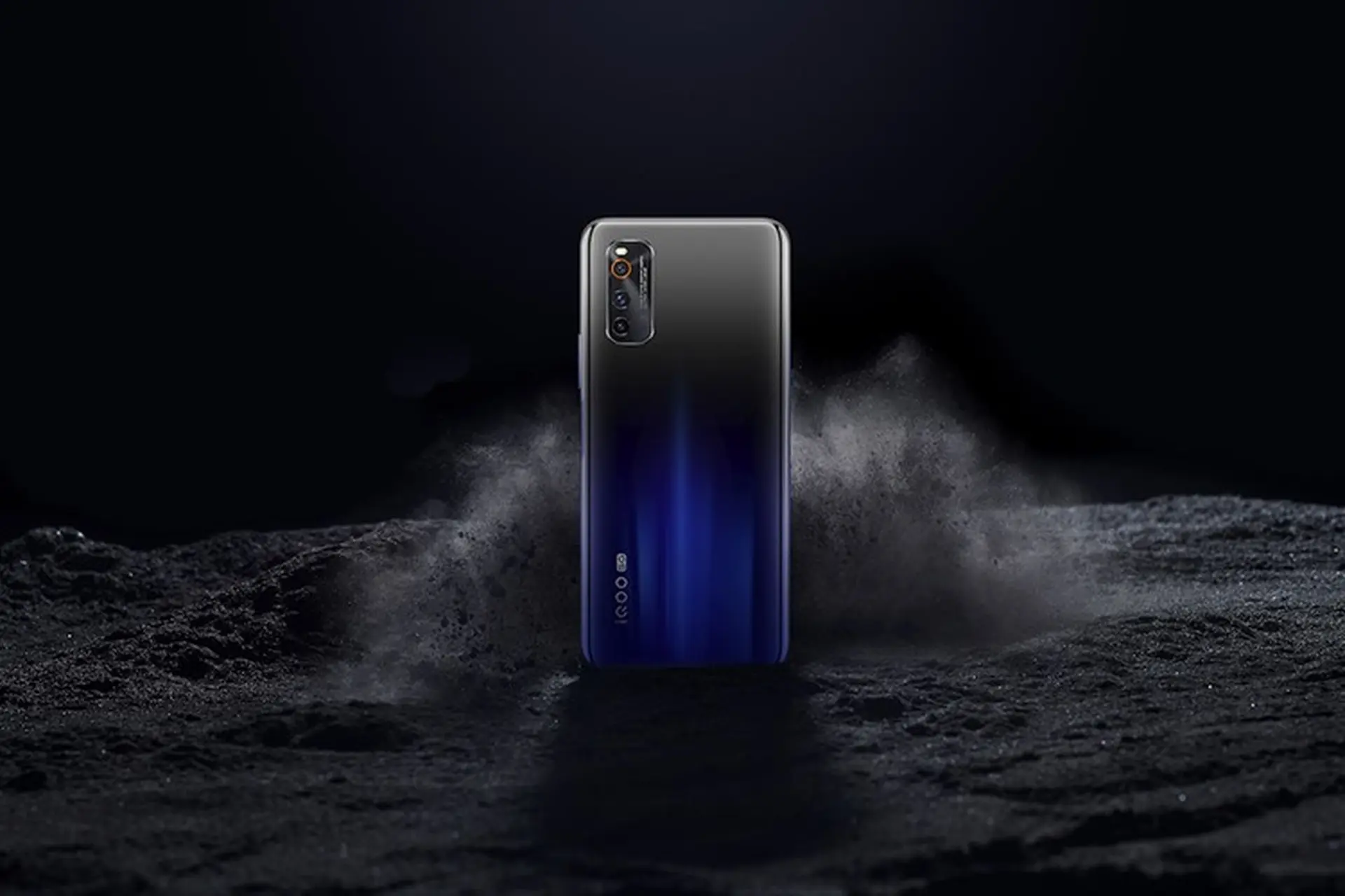 Vivo iQOO Neo 3 được xác nhận có 3 camera sau hình chữ nhật, sạc nhanh 44W