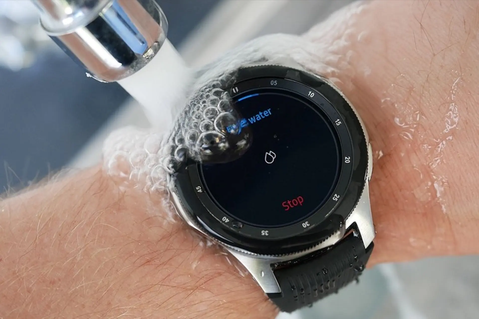Samsung ra mắt Hand Wash, ứng dụng rửa tay đúng cách cho Galaxy Watch