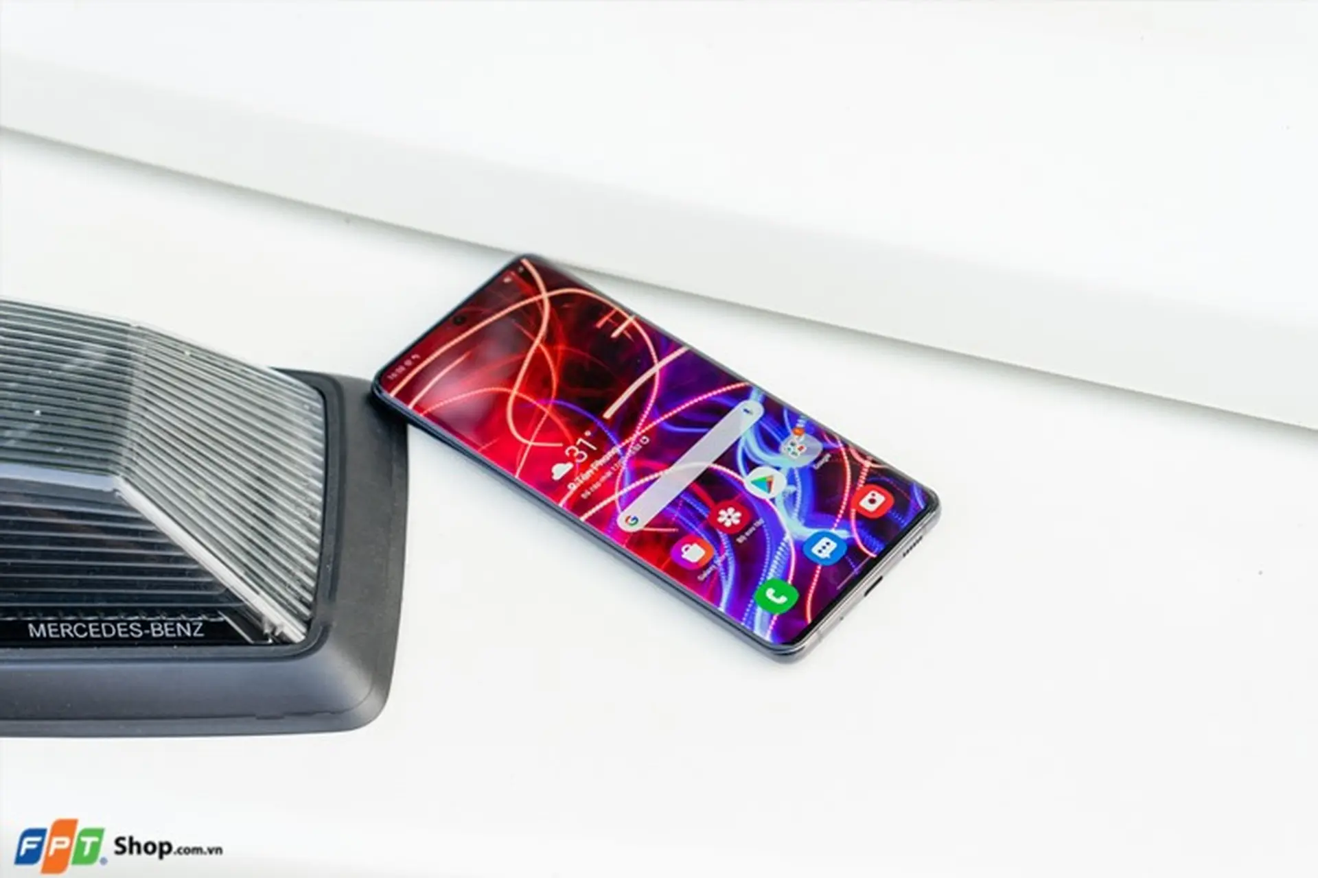 Samsung sẽ khắc phục lỗi màn hình xanh trên Samsung Galaxy S20 Ultra 