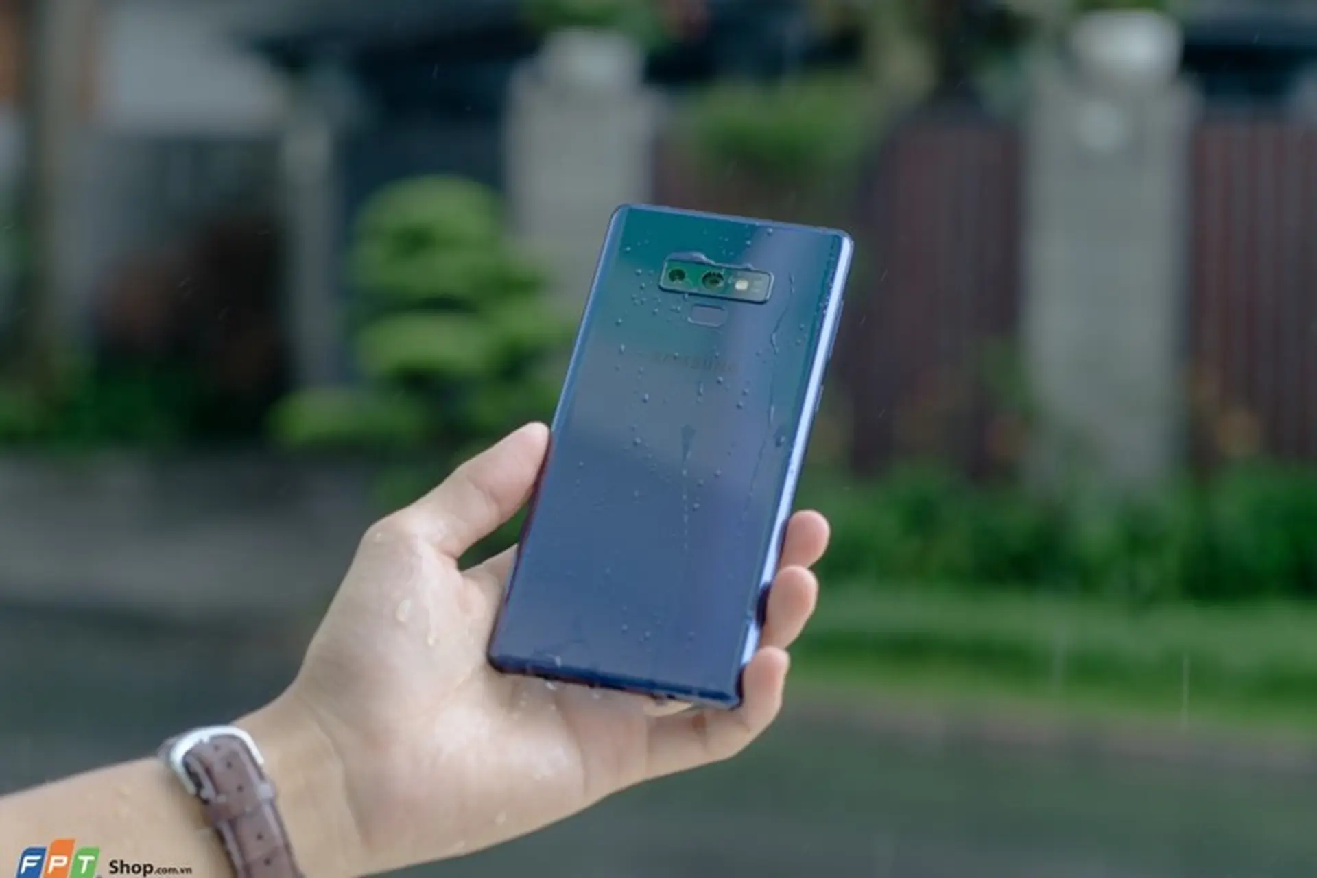 One UI 2.1 hiện đang phát triển cho Samsung Galaxy Note 9 và Galaxy S9 