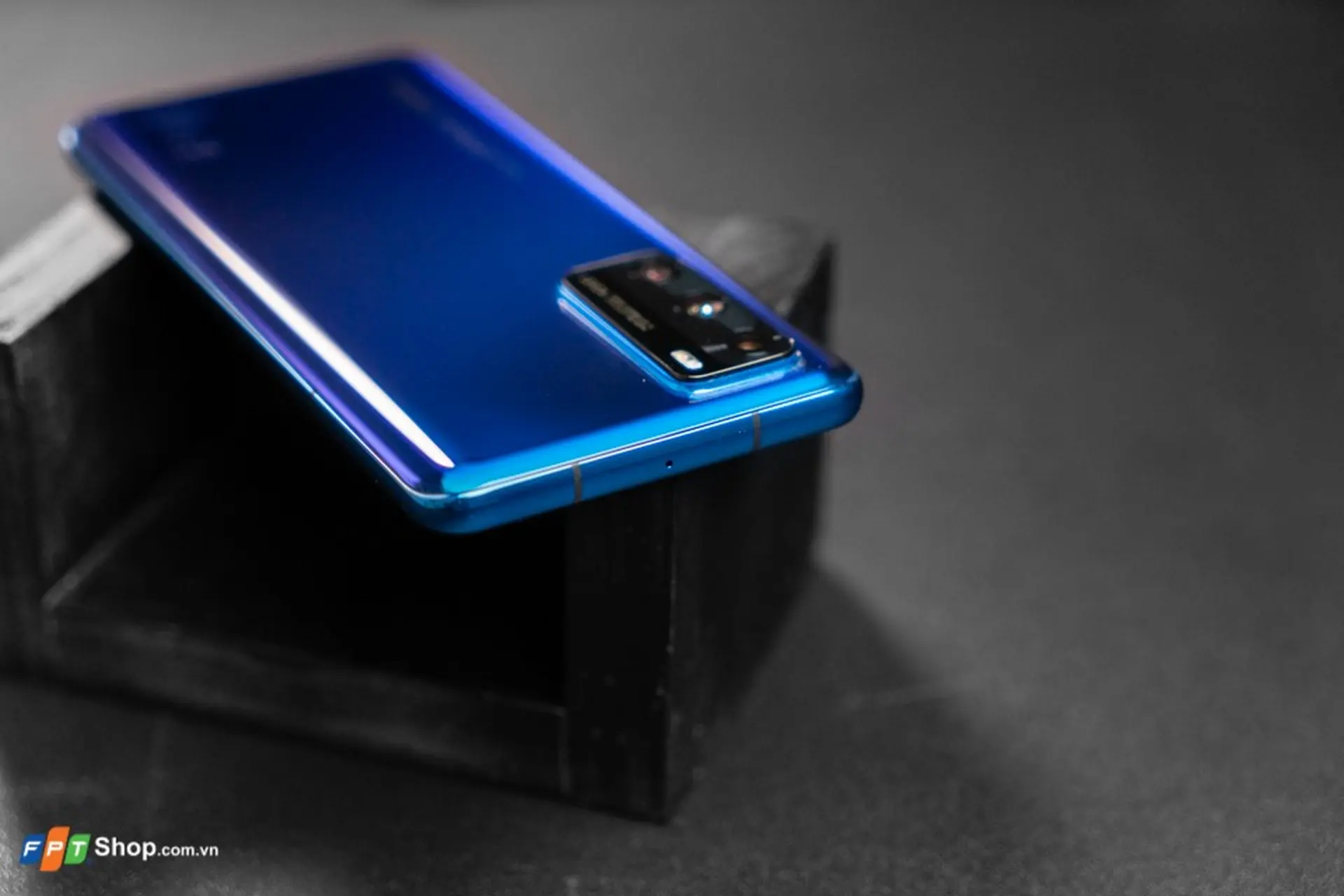 https://fptshop.com.vn/