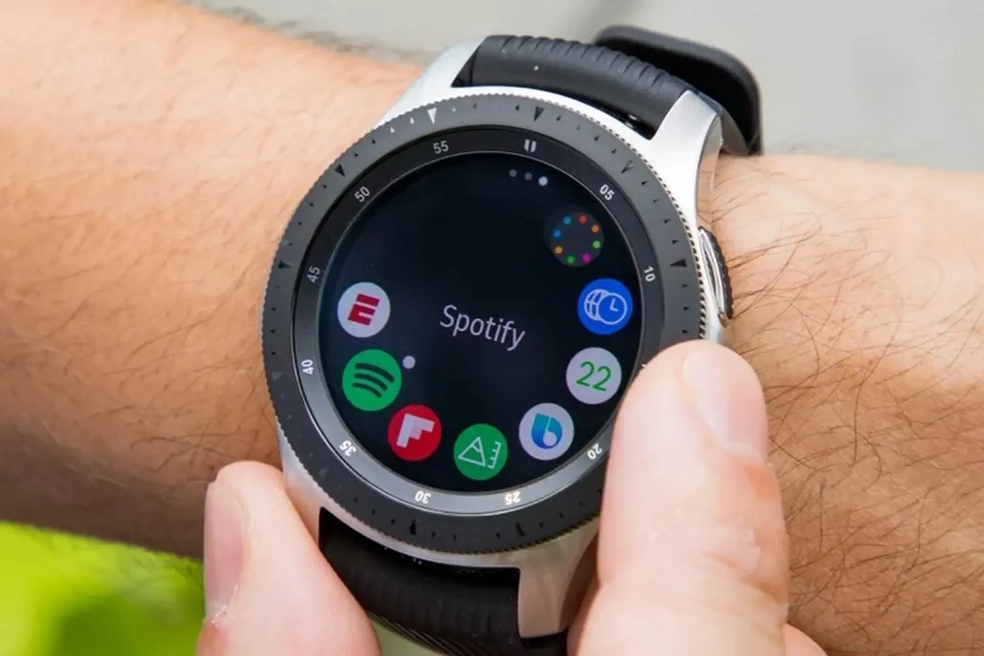 Samsung Galaxy Watch 2 lộ 2 nâng cấp lớn cùng với gợi ý về thời điểm ra mắt