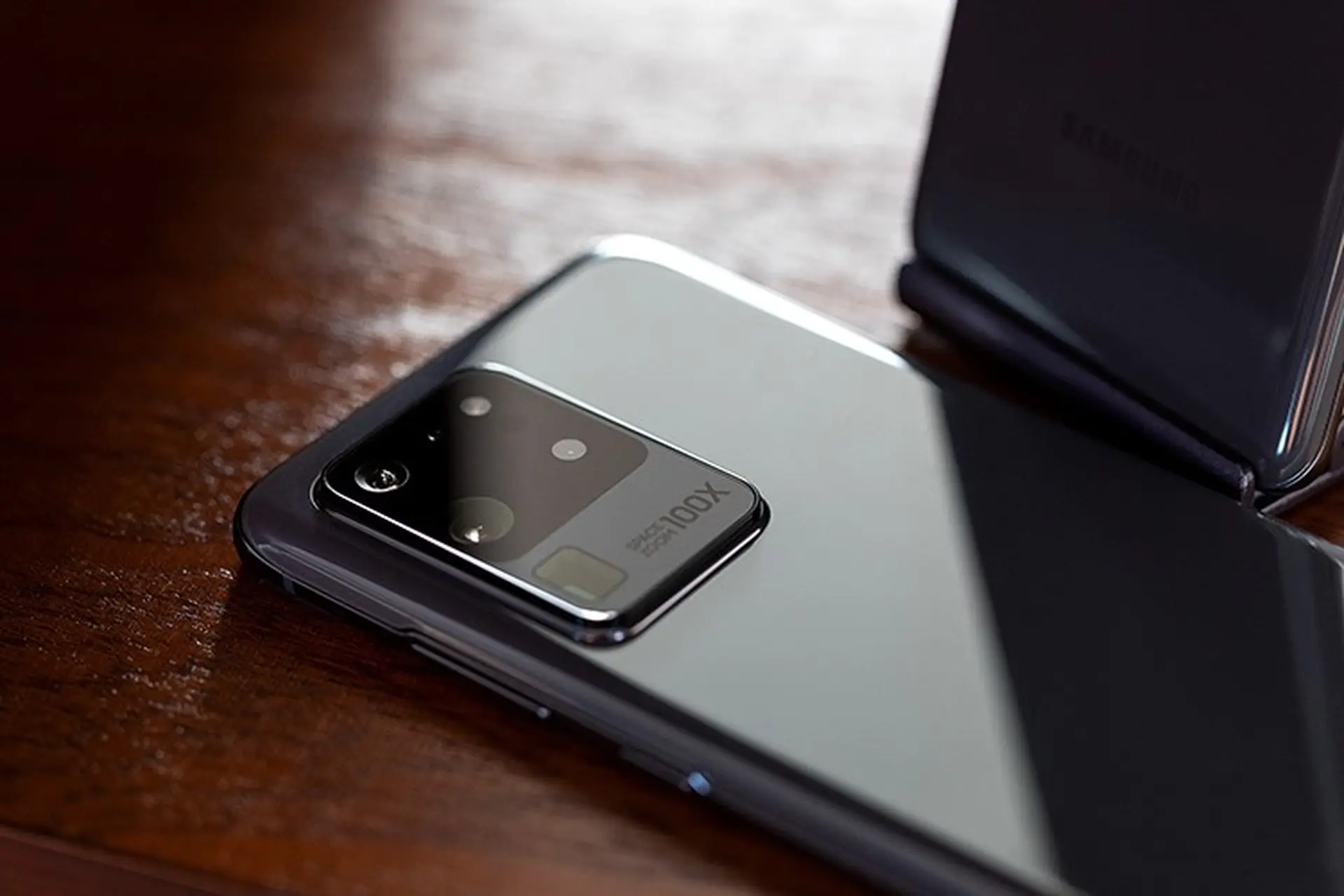 Trong tương lai, smartphone Samsung sẽ có camera lên tới 250MP