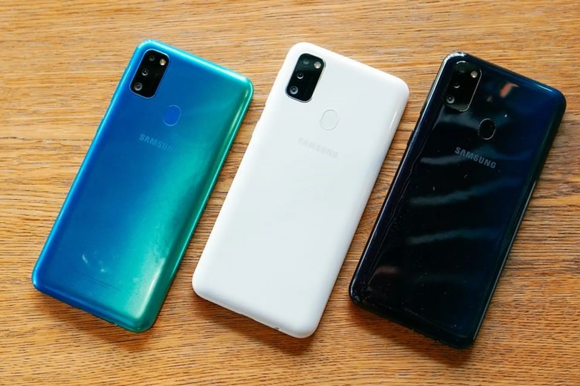 3 smartphone pin cực khủng, giá cực chất nên mua trong mùa dịch COVID-19