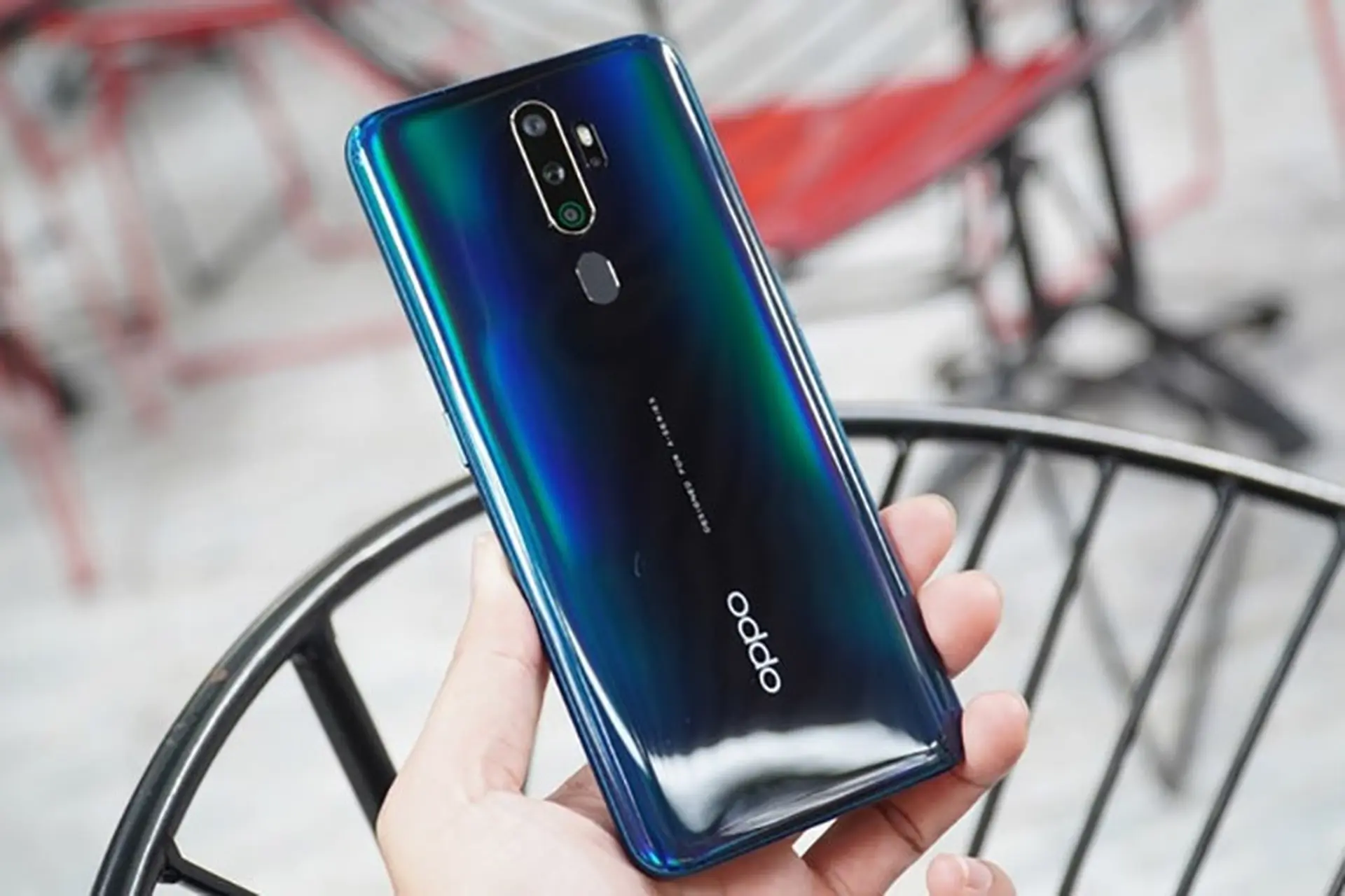 Thông số kỹ thuật của OPPO A92 và OPPO A52 được tiết lộ trên Google Play Console